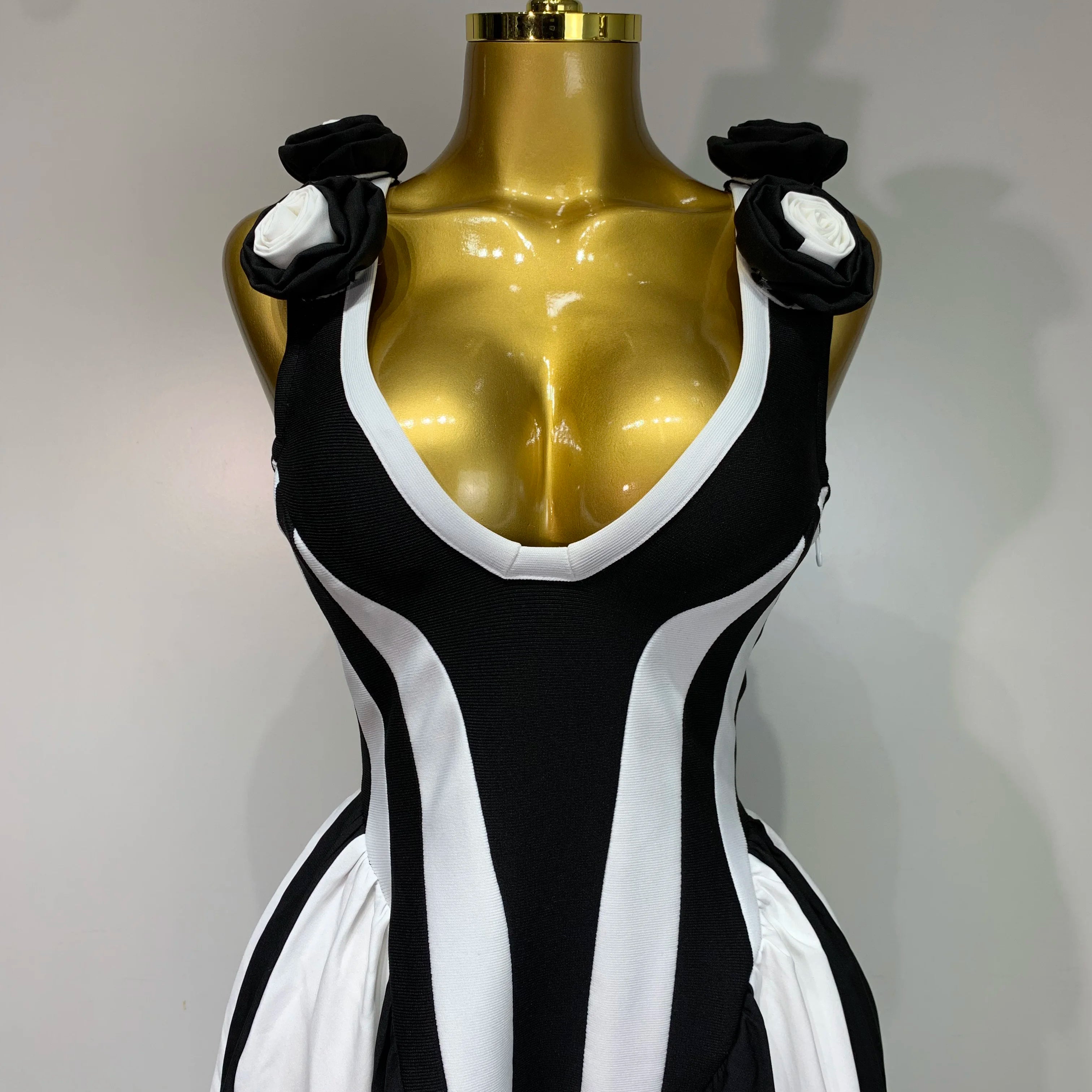 Sexy High fork Sleeveless Bandage Dress Women Flower Black White Stripe Long Dresses Vacation Party Elegangt Party Club Dresses