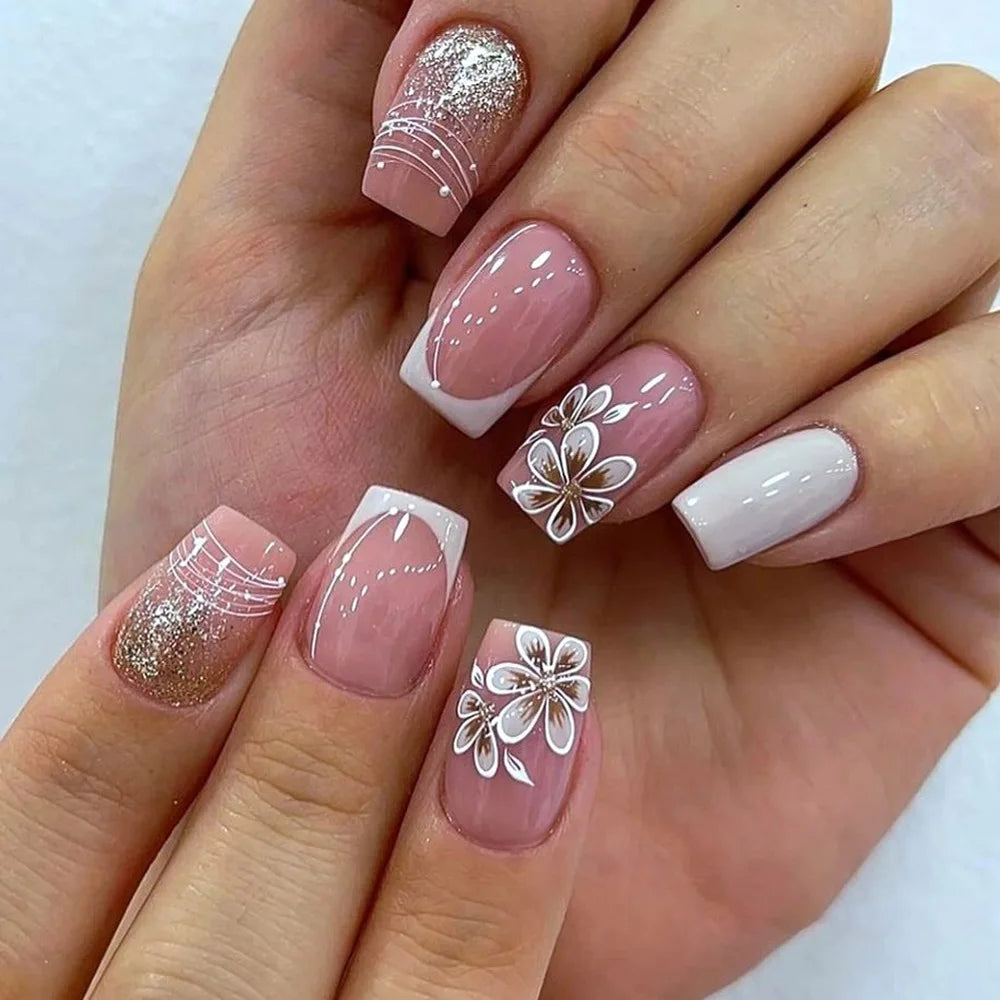 24Pcs Gradient White Fake Nails with Flower Design Simple French False Nails Short Square Head Wearable Press on Nails Tips 2046