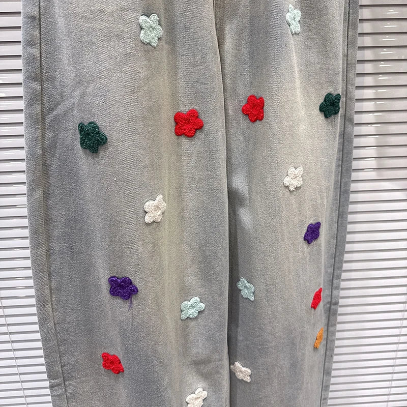 Autumn Winter New Fashion Rhinestone Pocket Knitted Flower Decoration Wide-Leg Jeans For Women Straight Pants 11A07801