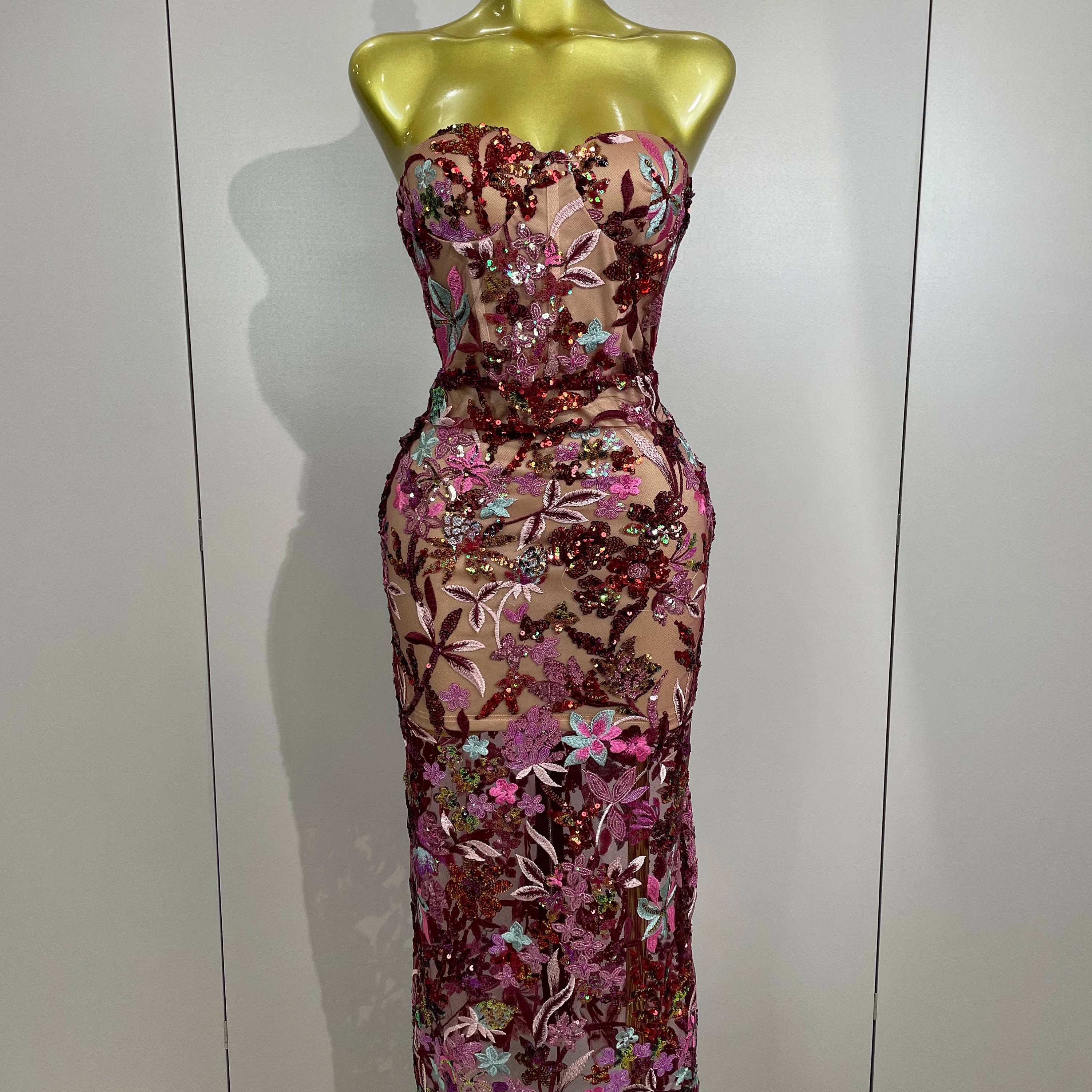 Sexy Strapless Floral Sequin Long Dress 2025 New Women Sequins Flower Backless Long Slim Dress Evening Party Runway Gown Dress MULTI