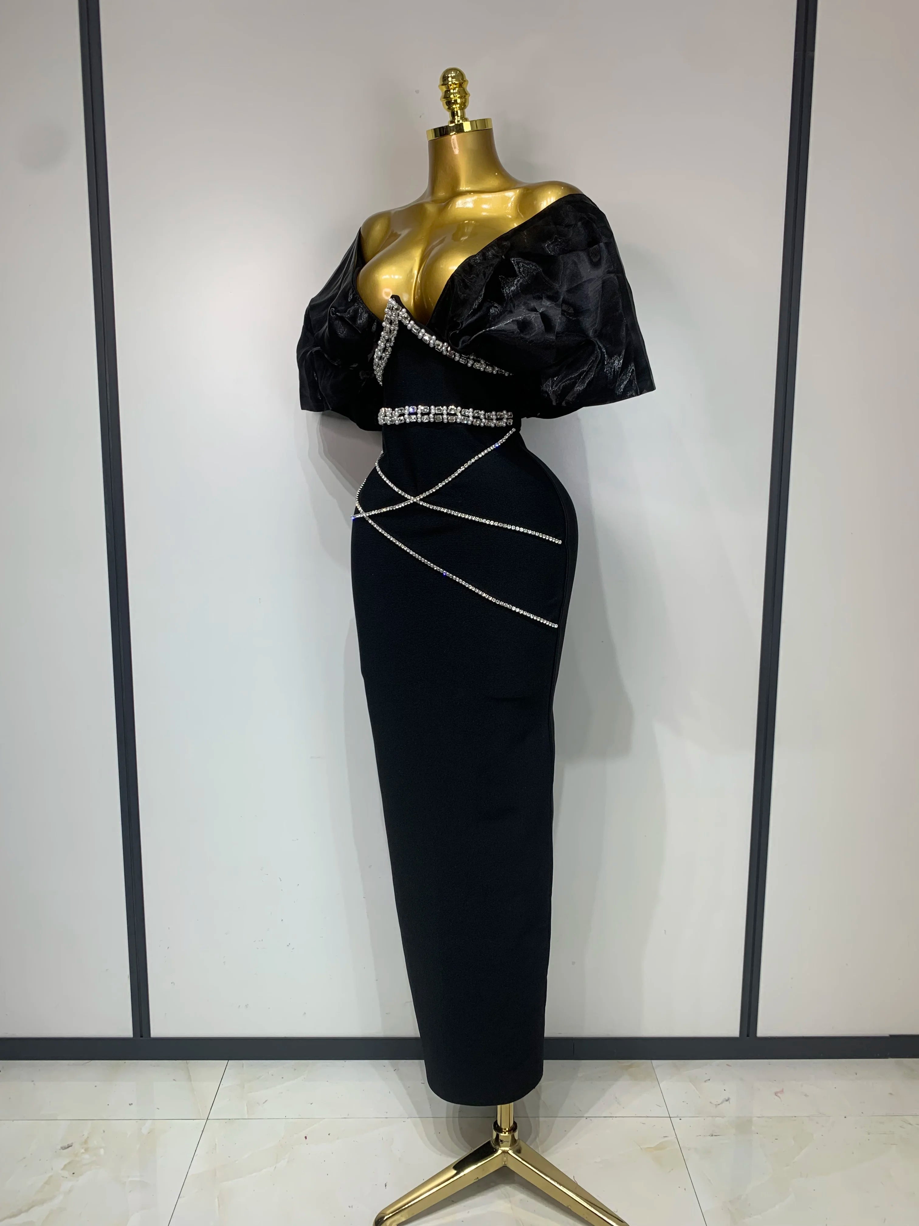 Women Sexy Backless Sparkly Diamonds Black Long Bodycon Bandage Dresses Luxury Birthday Party Celebrity Elegant Knitted Clothing