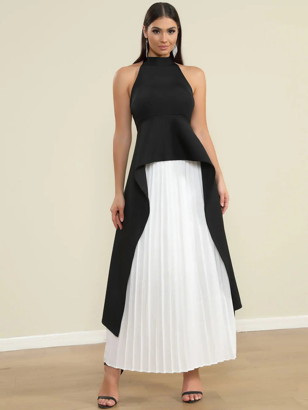 2025 Elegant Women's Loose pleated Long Dress with Stand up Collar and Sleeveless Black and White Dress Fashion Banquet Vestidos black