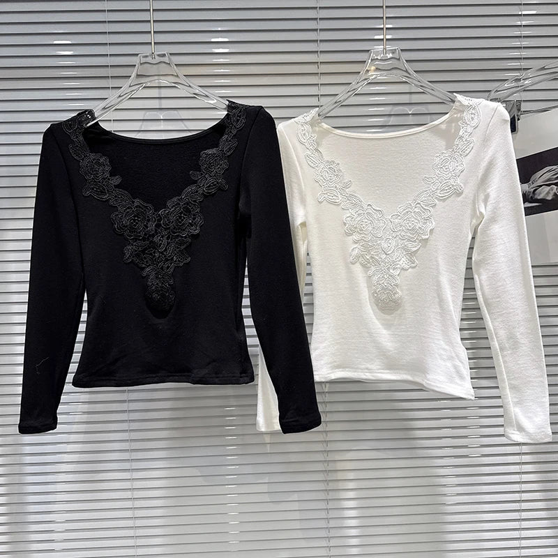 Winter New Fashion V-neck Lace Embroidery Collar Edge Shoulder Pad Base T-shirt For Women Slim Fit Top Female 11A07756
