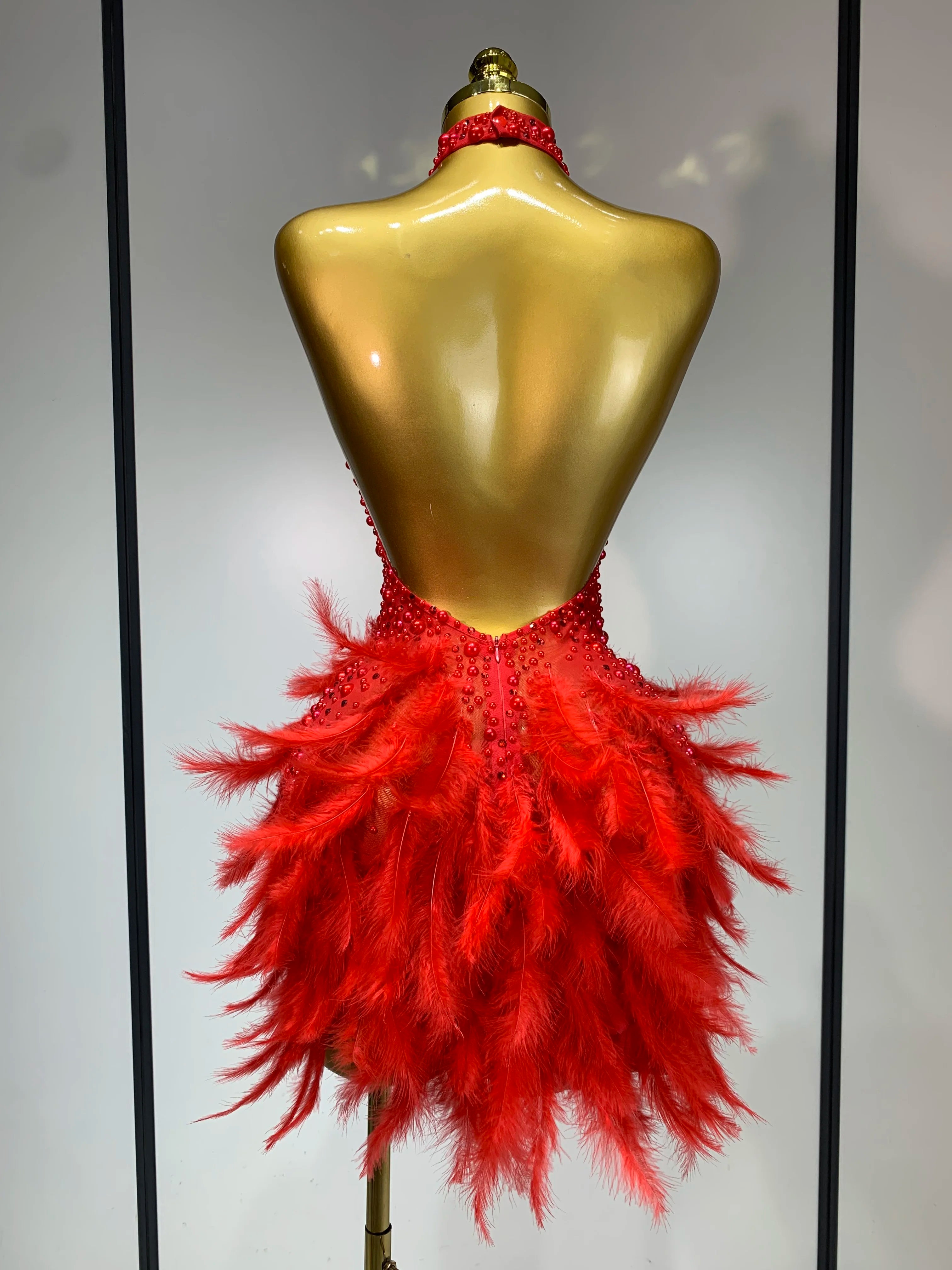 Luxury Rhinestones Pearls Halter Backless Short Feathers Dress Women Sexy Celebrate Birthday Dress Performance Dance Costume