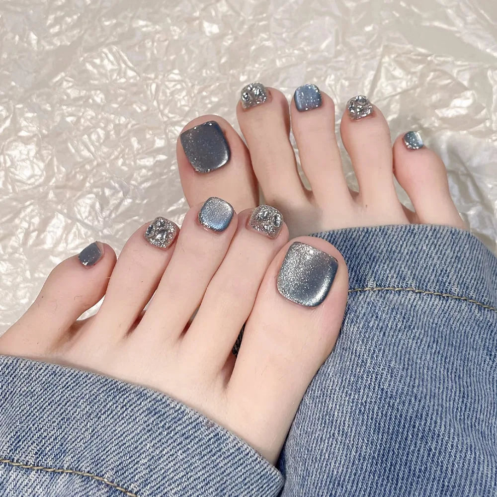 24pcs Blue Cat Eye False Toenails shiny Rhinestone Decor Fake Toenails Wearable Reusable Fashion Korean Press on Toenails