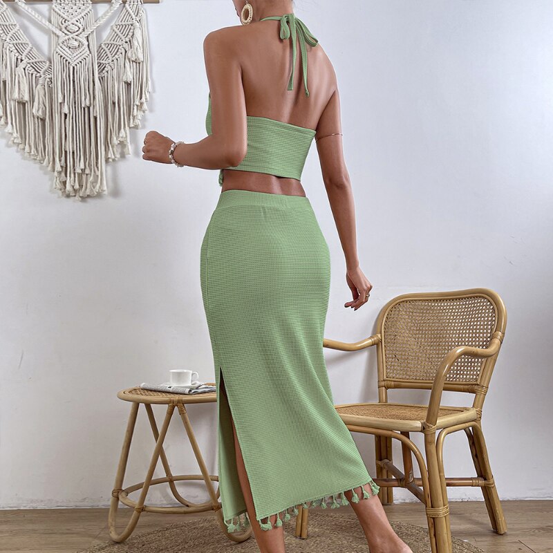 Women's Knitted 2-Piece Skirt Sets for Summer Women's Suit 2024 New Solid halter Strap+Tassel Maxi Split Skirt Sets