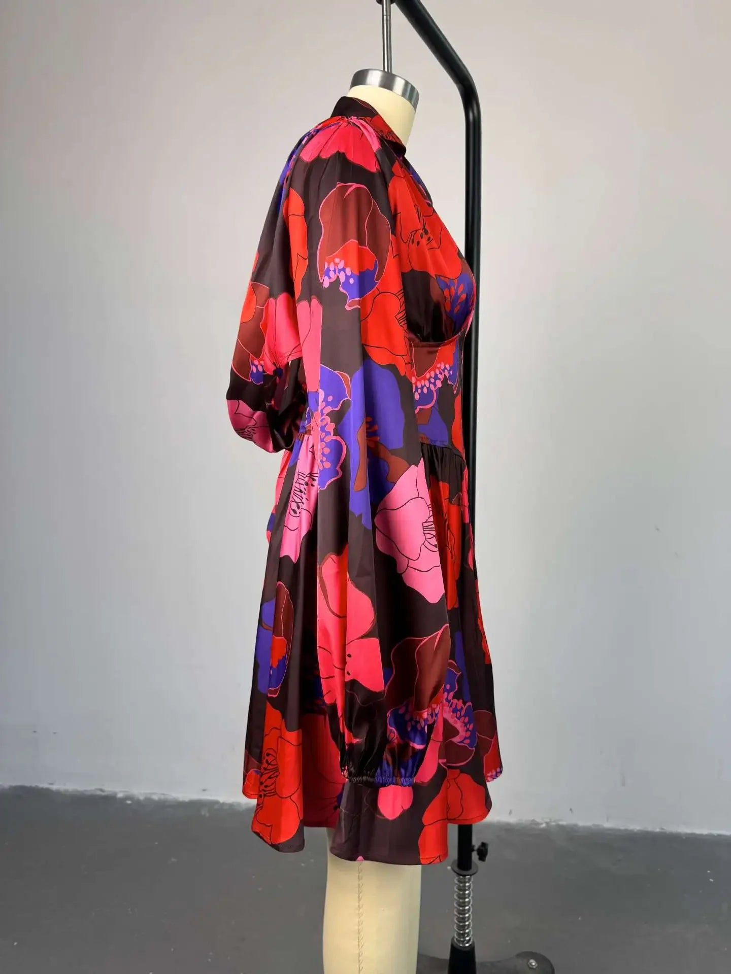 Women V-neck Long Sleeve Pleated Floral Print Mini Dress Sweet elegant Sexy Birthday Beach Night Party Vestidos Dresses