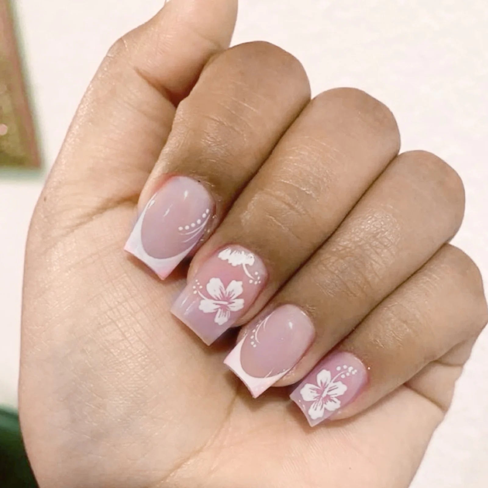 White French Fake Nails with Flower Printed 24Pcs Blush Pink Press On Nails Short Square False Nails Tips DIY Charm Manicure As show