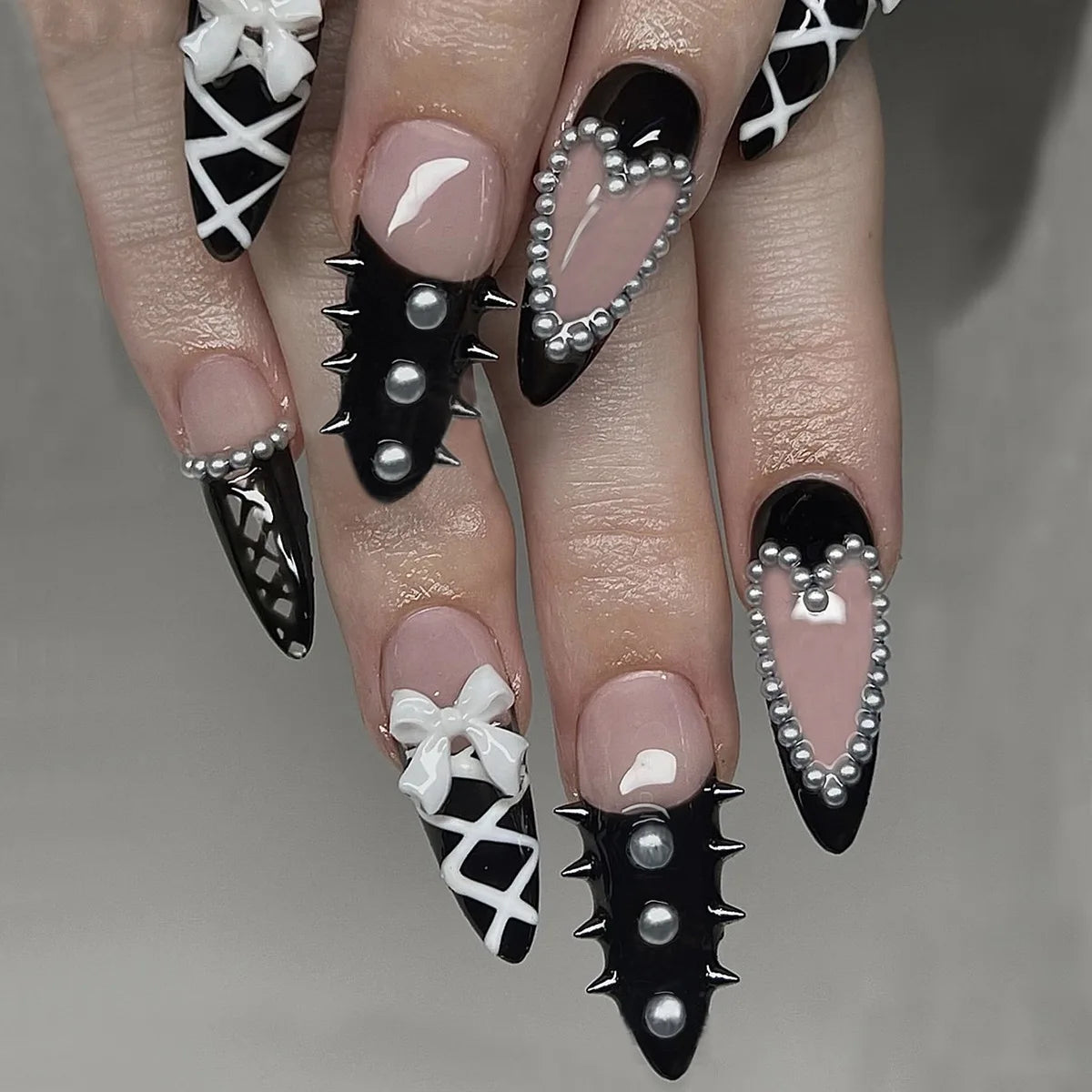 Black Cool Fake Nails Halloween Bat Press on Nails Almond Decorated Nail Tips Rivet Bow False Nails 24pcs Reusable Acrylic Nails 03
