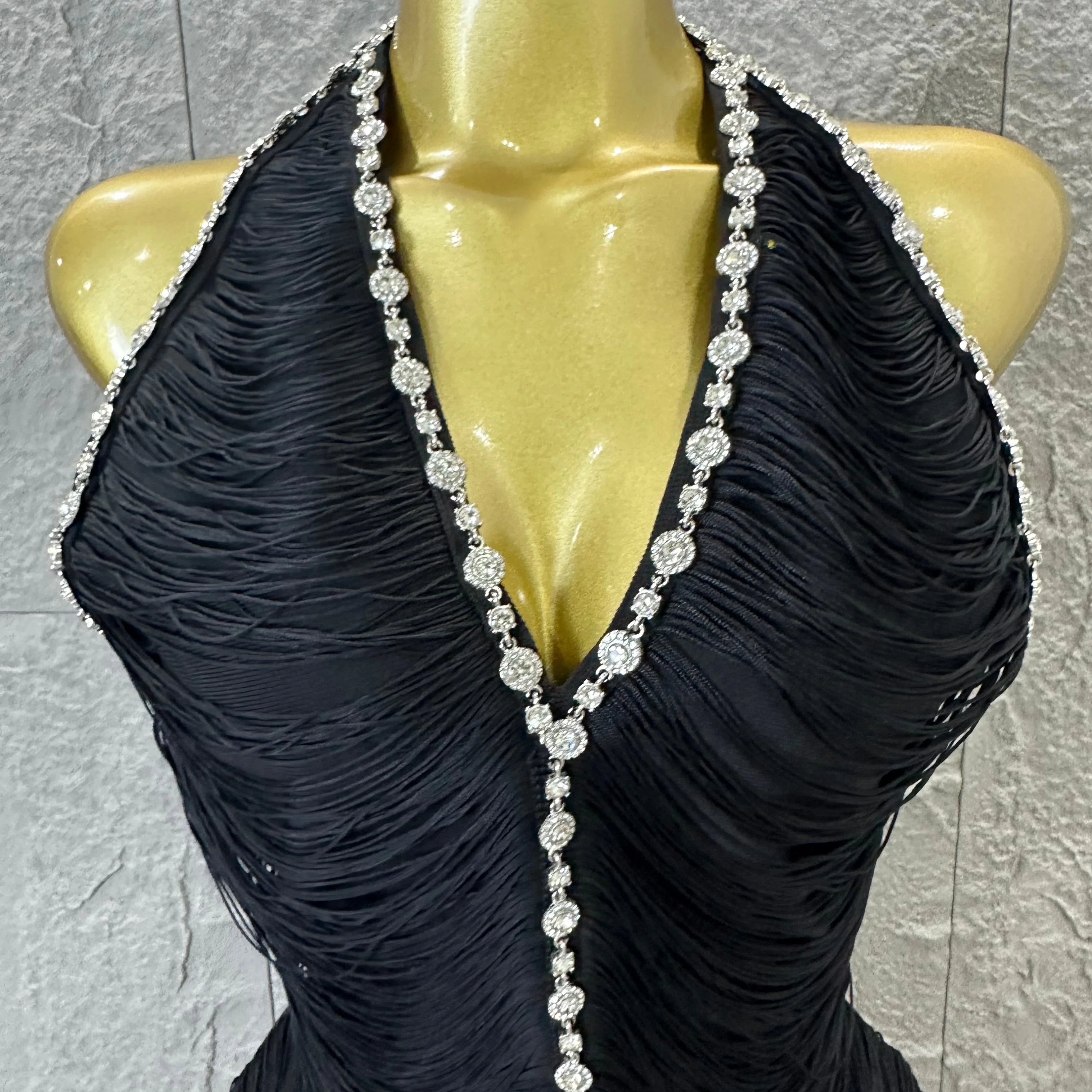Elegant 2026 Black Halter Neck Midi Dress Women Sexy V-Neck Crystal Trim Ruched Form-Fitting Outfit Formal Event Party Costume