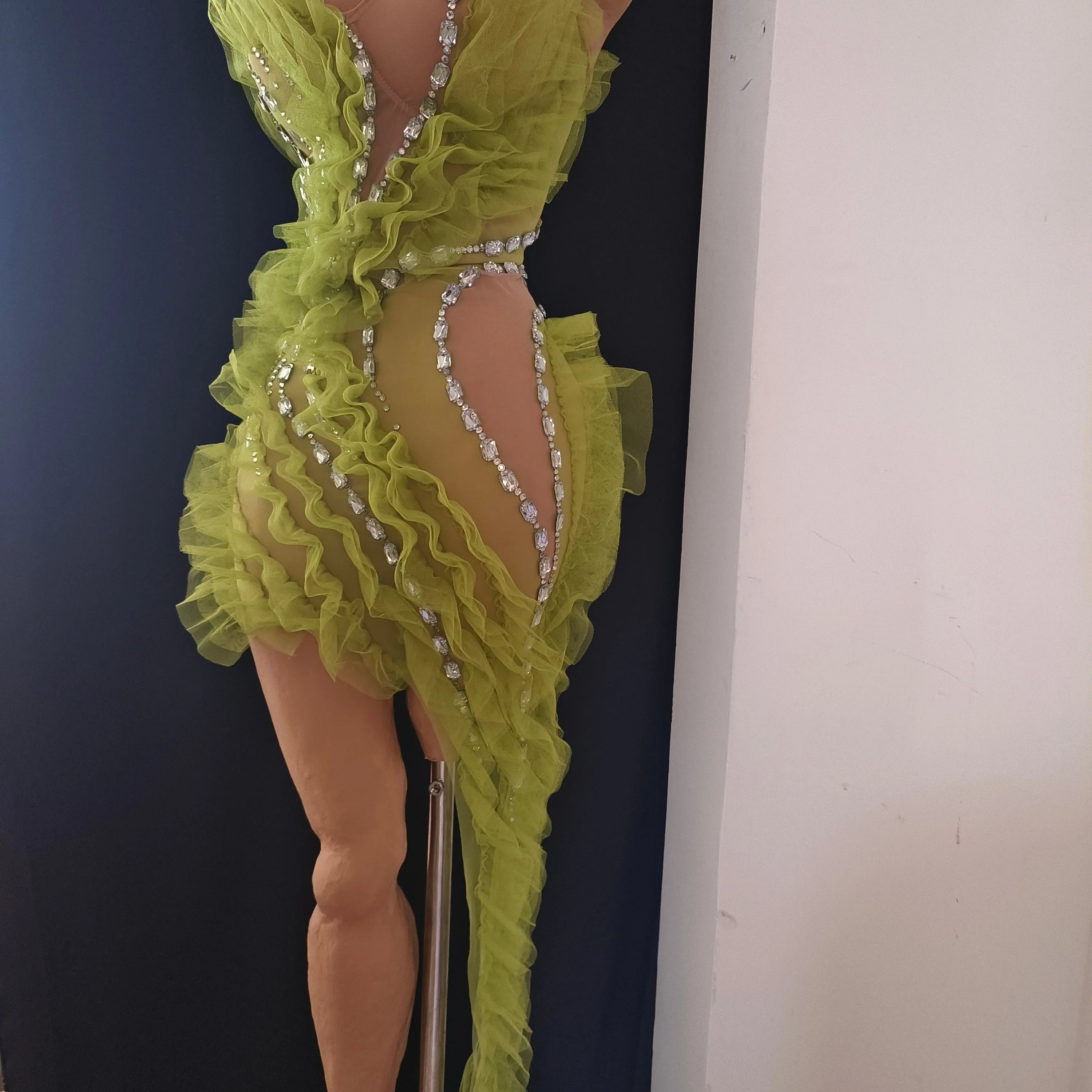Luxury Green Sheer Mesh Ruffle Dress Neck Crystal Rhinestone Trim Cut Out Slim Fit Evening Wedding Guest Cocktail Party Dress