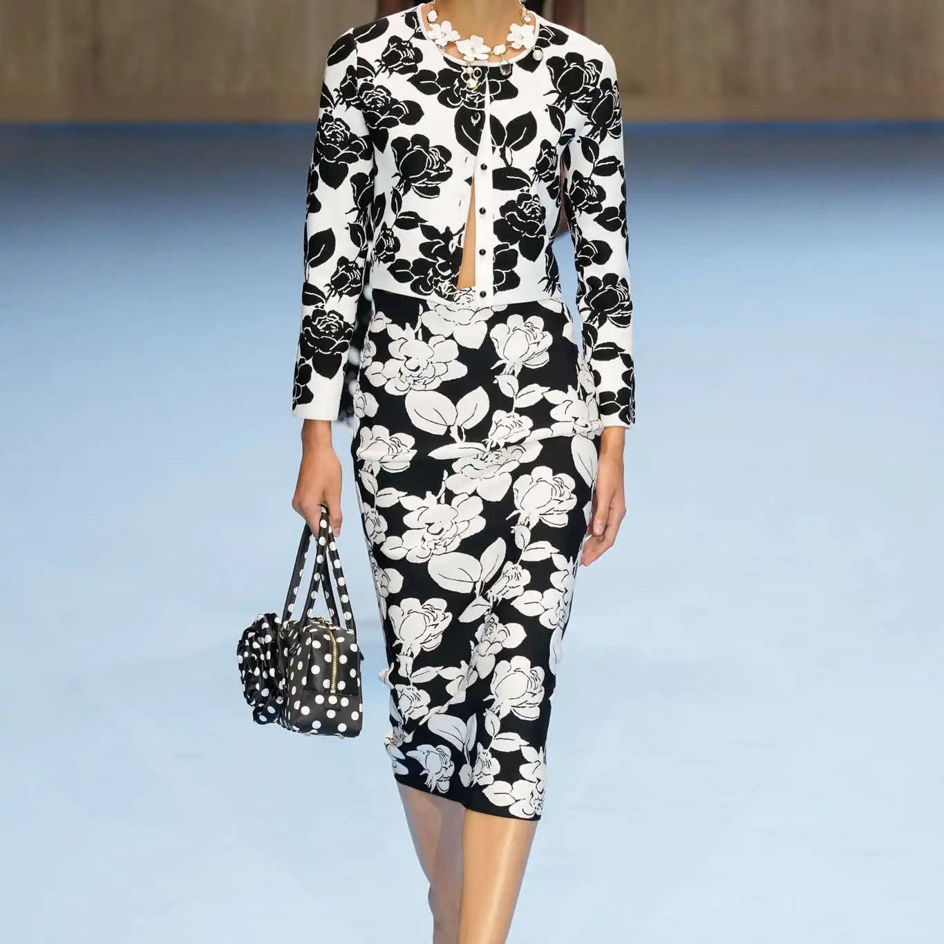 2025 Women Long Sleeve Jacquard Weave Flowers 2 Pieces Bodycon Bandage Set Celebrity Red Carpet Evening Party Set black