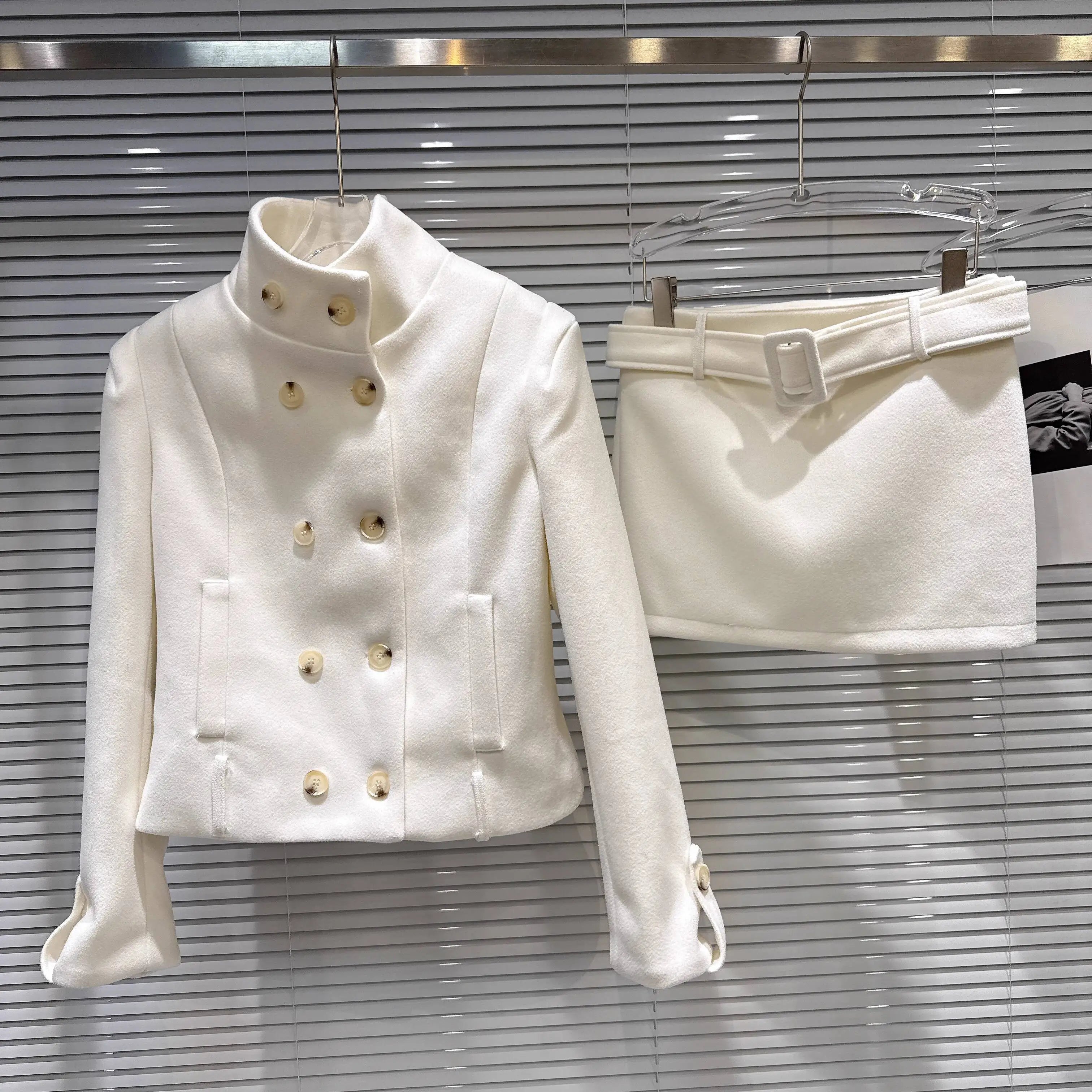 Winter New Style Elegant Double-Breasted Woolen Quilted Stand Collar Coat A-line Short Skirt Set For Women 11A07948 White Suit