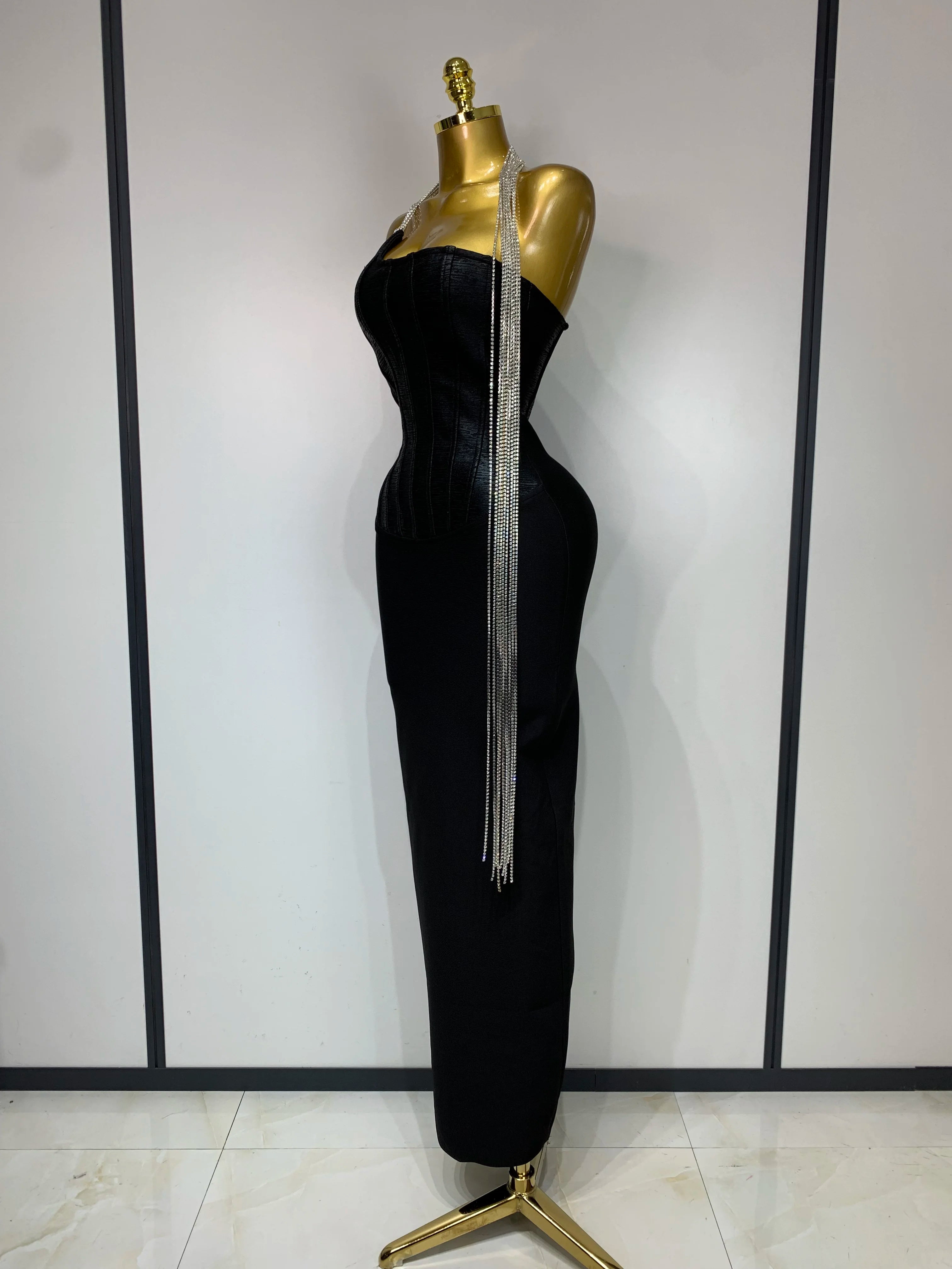 Women Sexy Strapless Backless Bandage Dresses Fashion Sleeveless Beading Cocktail Evening Party Luxury Birthday Prom Gown