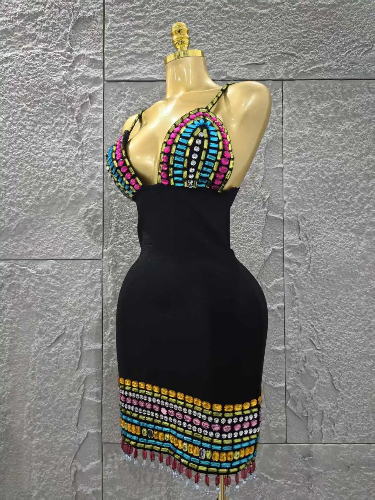 Black Color Women Sleeveless Sexy V-Neck Bodycon Mini Bandage Dress Colorful Crystal Celebrate Nightclub Party Red Carpet Dress