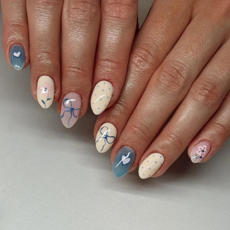 24Pcs Simple White Fake Nail Tips with Flower Bow Polka Dot Design Short Round Head Press on Nails Detachable Blue False Nails W1639