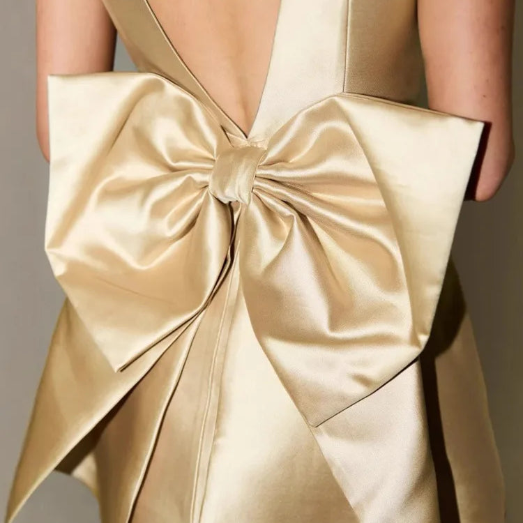 Backless Bow Sexy Mini Dress Women Robe Fashion Solid O Neck Sleeveless High Waist Club Party Elegant Dress Clubwear