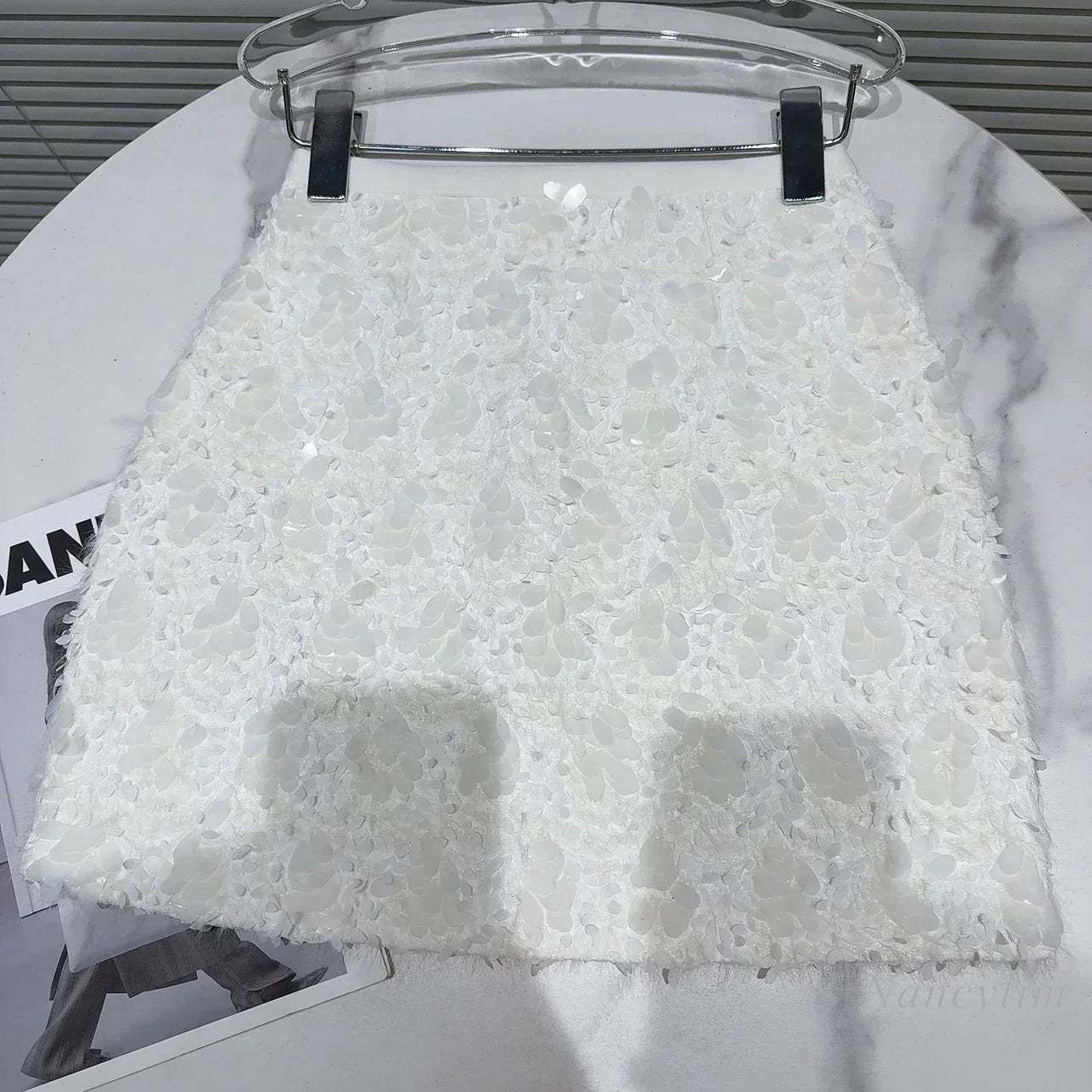 Autumn New Chic Sequined Tweed Temperament Celebrity Short Skirt A-shaped Skirts for Women Elegant White Skirts
