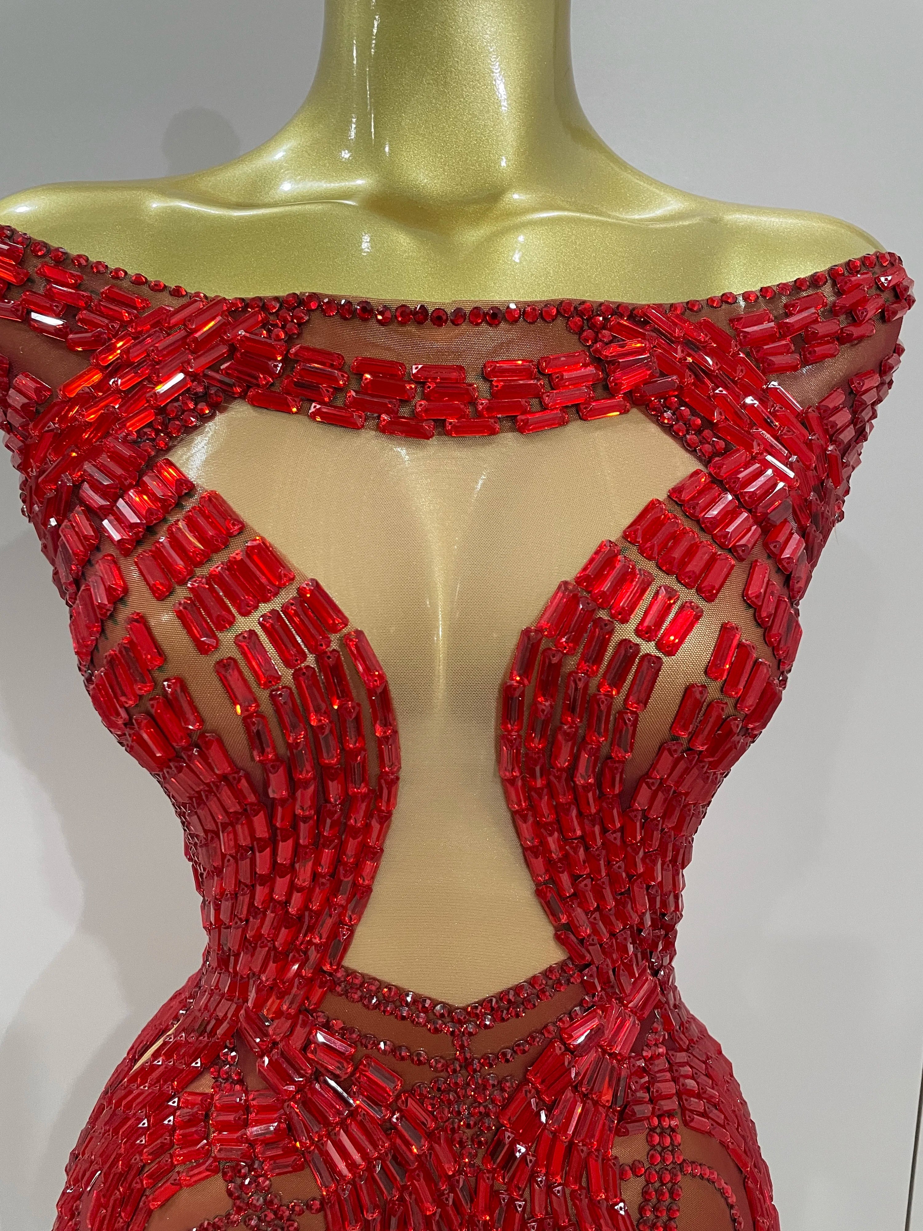 2025 Shining Red Rhinestones Sexy Mesh See-Through Mini Dress Women Celebrate Evening Prom Birthday Party Dress Stage Shoot Wear
