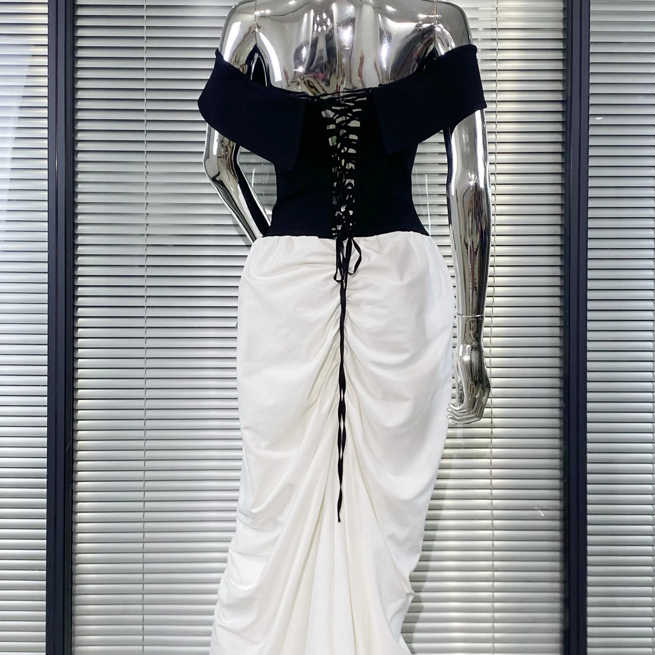 2025 Women Sexy Off the Shoulder Laced-up Bodycon Long Maxi Dress Evening Party Celebrate Cocktail Outfit