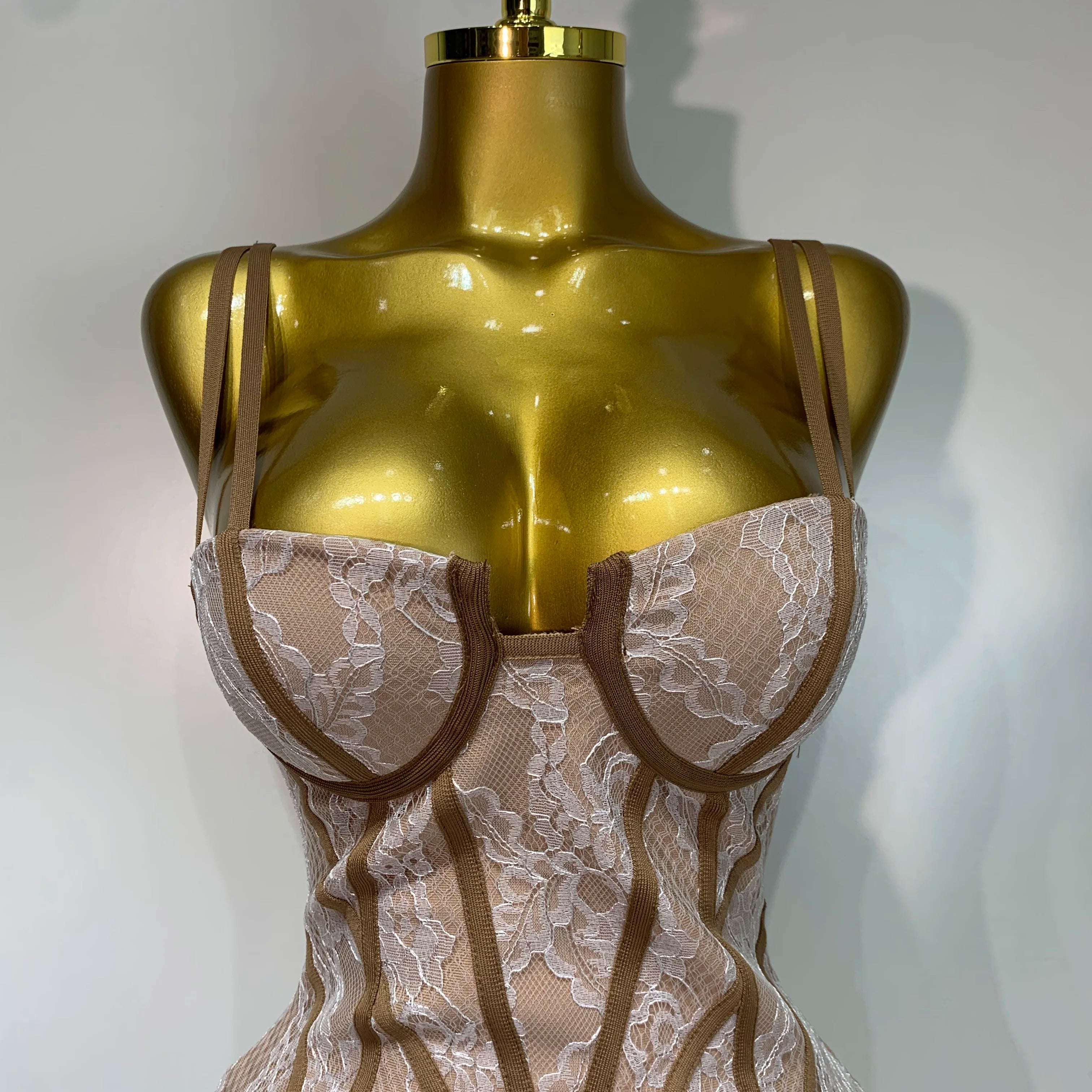 Luxury Birthday Dress Women 2025 Khaki Spaghetti Strap Lace Sexy Bodycon Celebrity Elegant Cocktail Club Party Bandage Dress