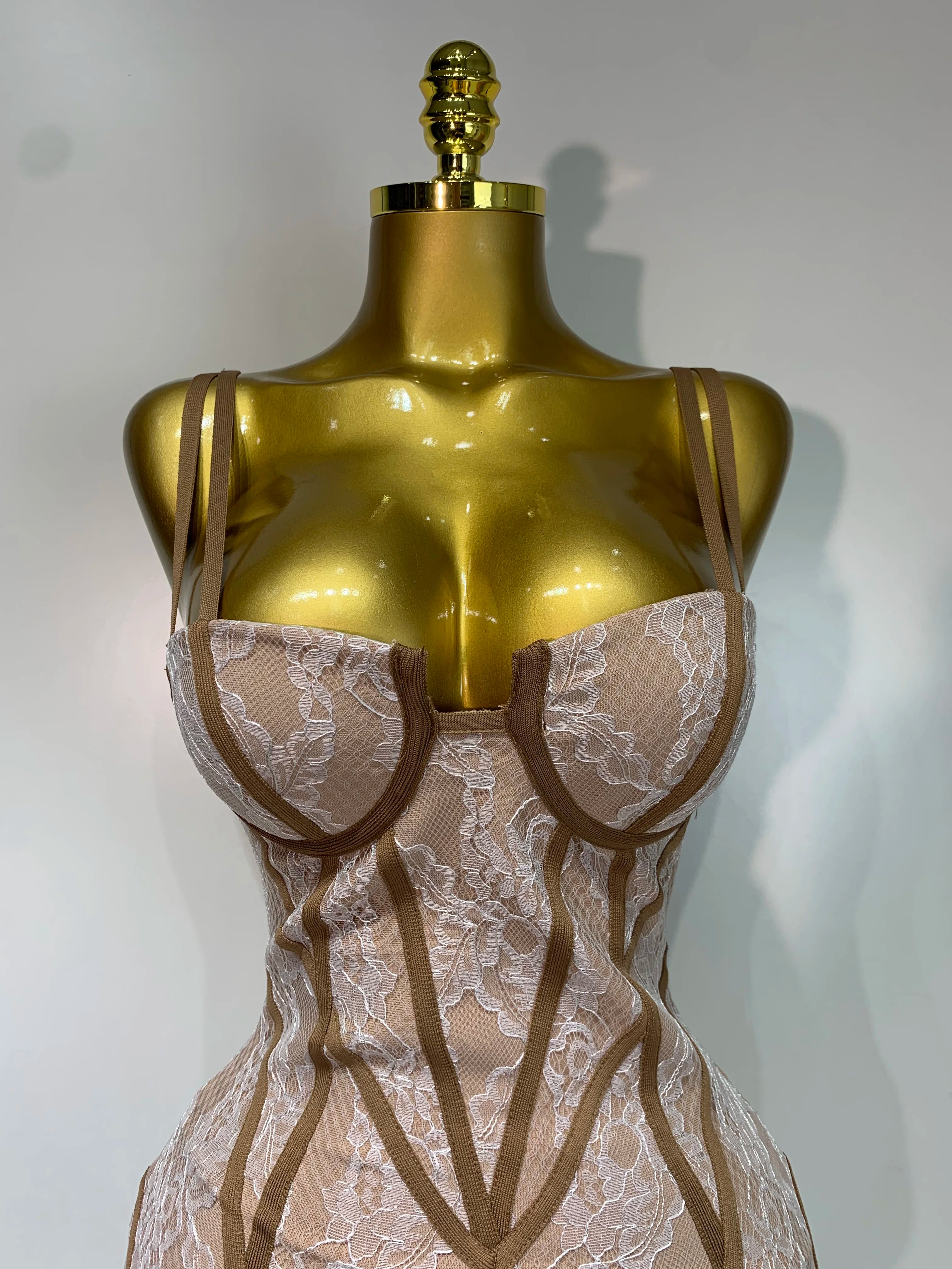 Luxury Birthday Dress Women 2025 Khaki Spaghetti Strap Lace Sexy Bodycon Celebrity Elegant Cocktail Club Party Bandage Dress