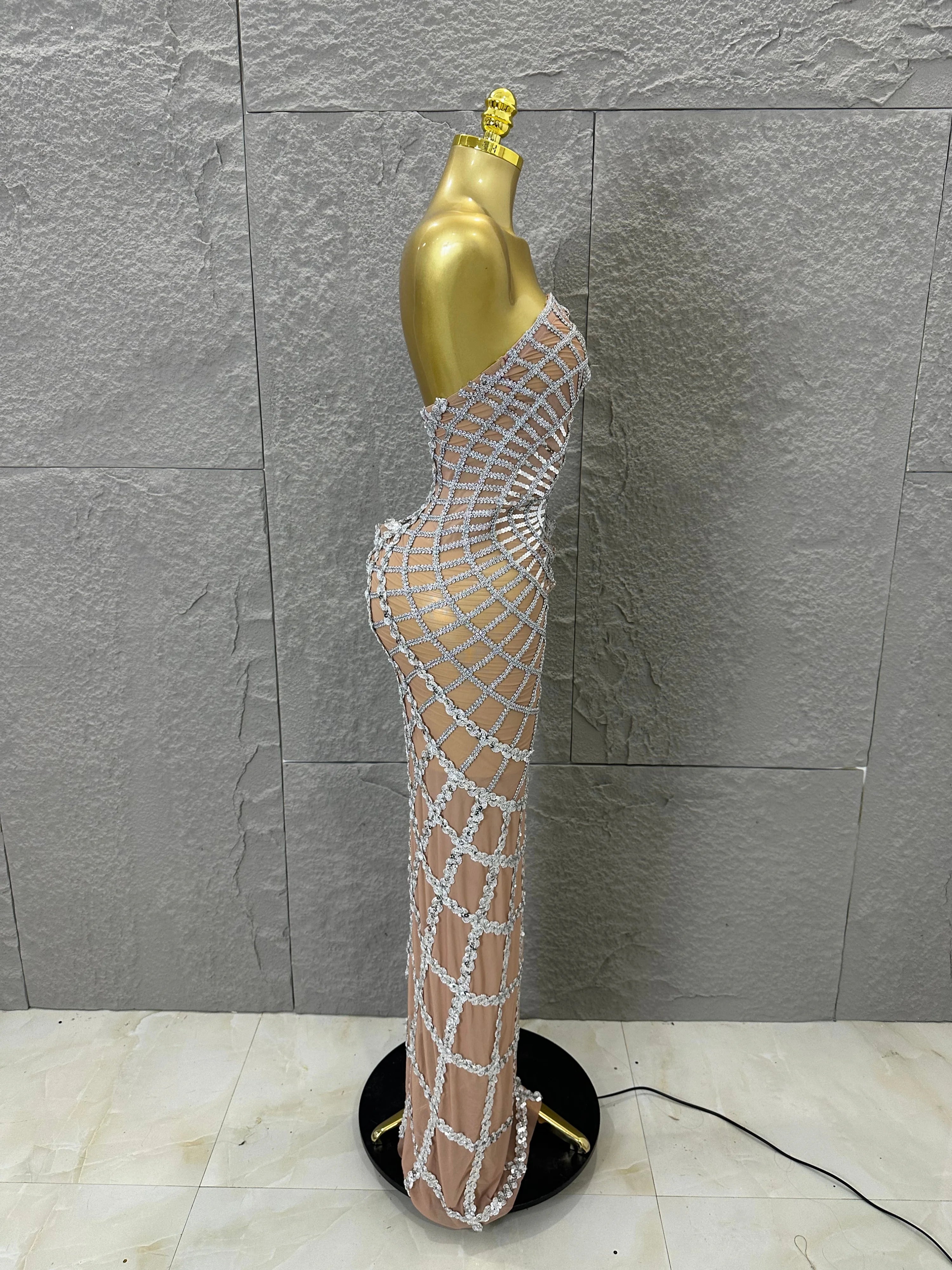 Women Sexy Strapless 3D Grid Embellished Bodycon Mermaid Outfit Stage Performance CostumeElegant Sequined Sheer Mesh Maxi Dress