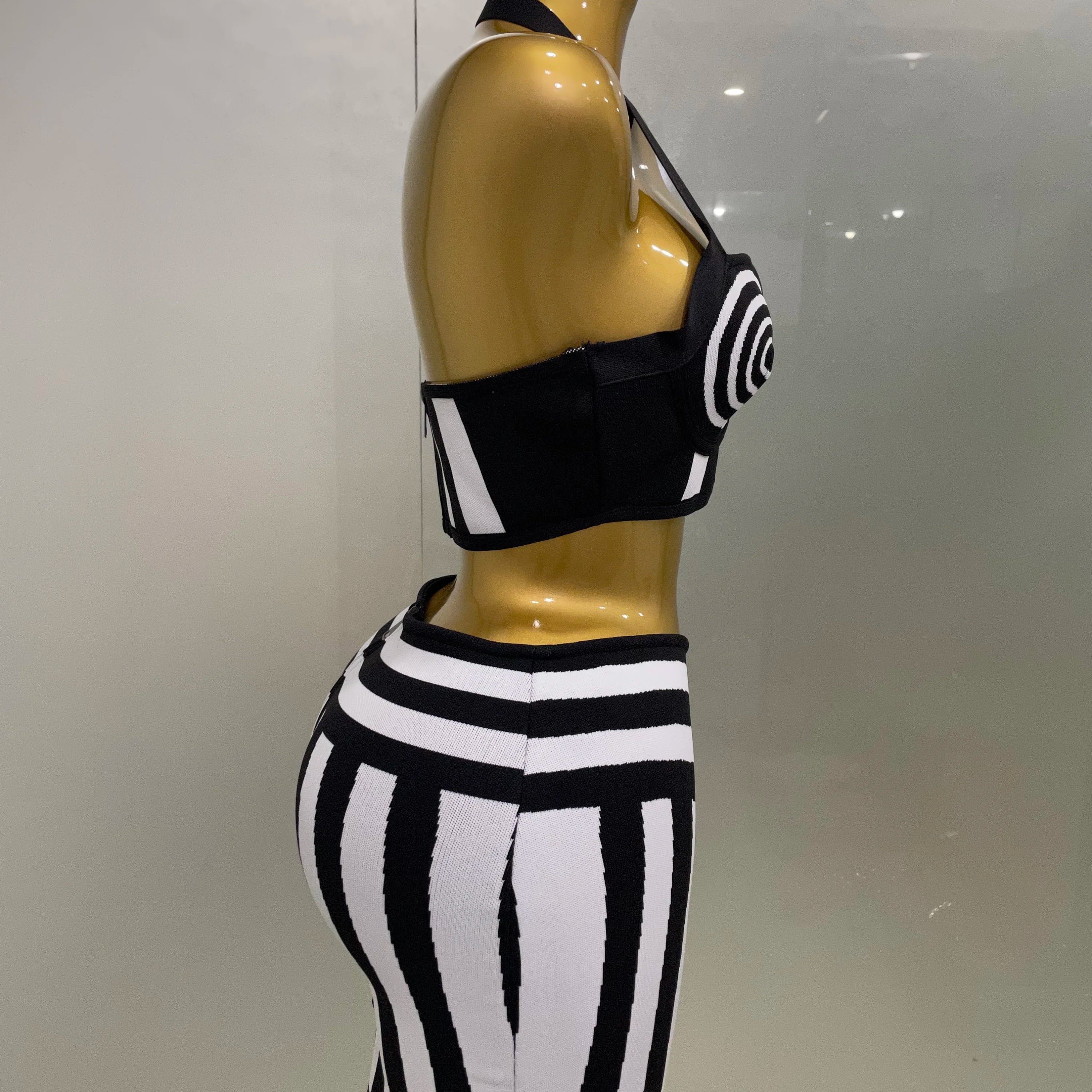2025 New Women Celebrity Sexy Jacquard Black White Two Piece Bodycon Striped Bandage Skirt Set Designer Evening Party Dress