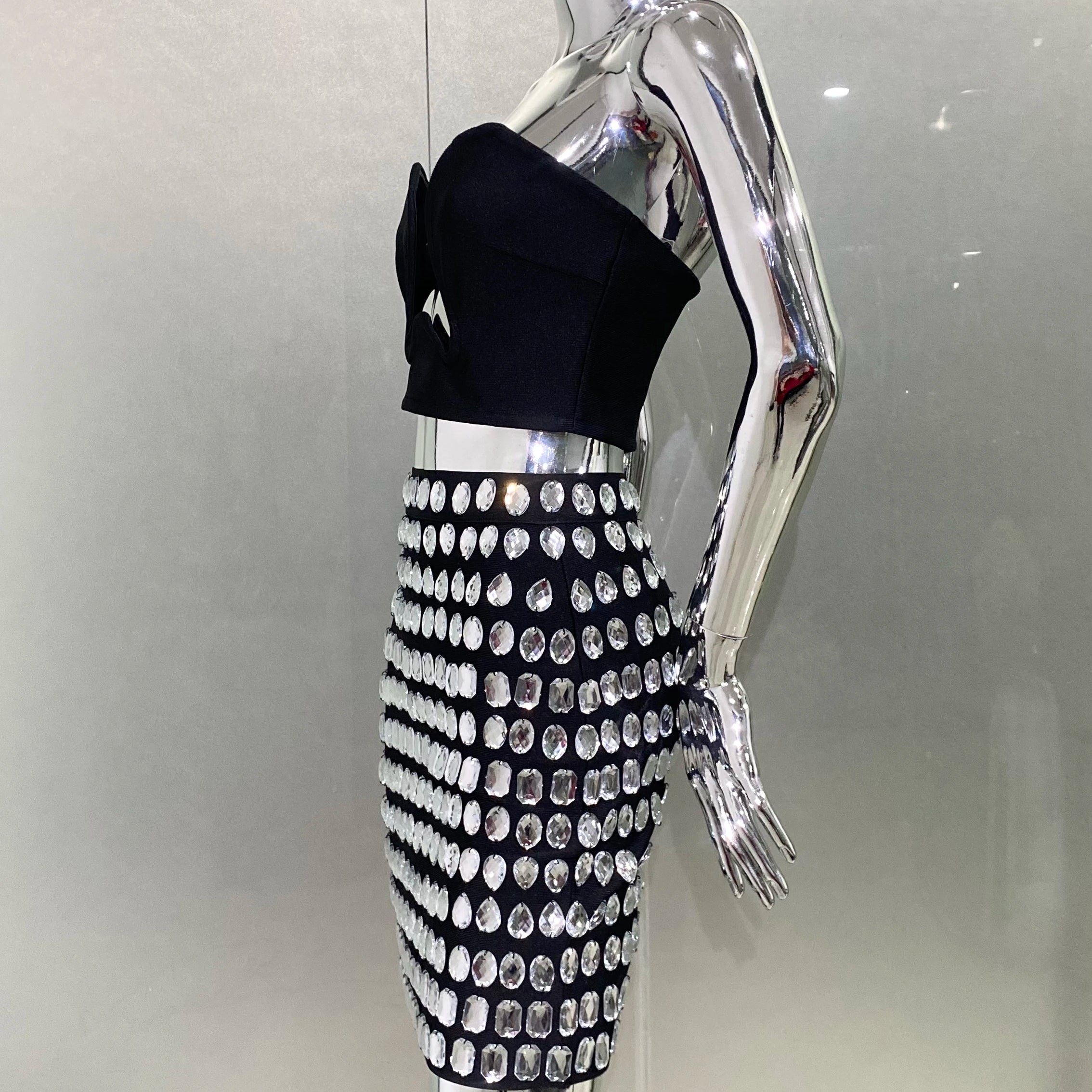 Sexy Deep V-Neck Strapless Top And Sparkling Diamonds Mini Skirt 2 Pieces Woman Set Birthday Party Vestido