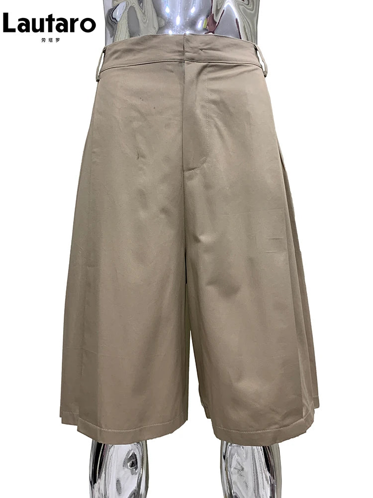 Lautaro Summer Autumn Baggy Khaki Wide Leg Shorts for Men Elastic Waist Loose Luxury Designer European Fashion Clothes 2025 Light Khaki