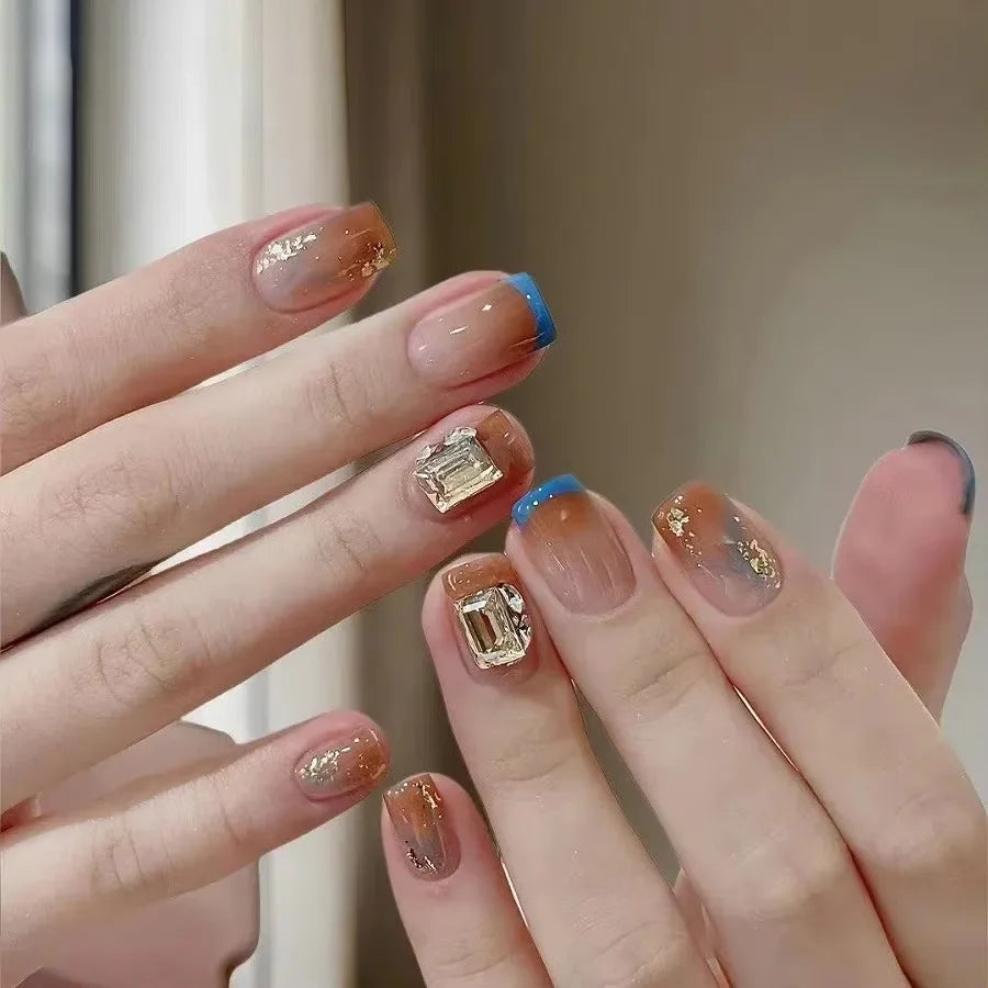 Shiny Crystal Glitter Powder Cat Eye Rhinestone Pearl Short Fake Nails Art Korean False Nails Zircon DIY Press on Nails Manicure MT2632GN051