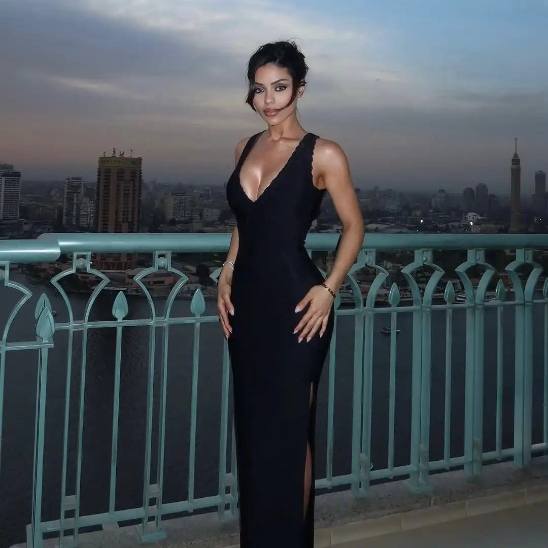 Black Color Women Sexy Halter V-Neck Lace Bodycon Long Bandage Maxi Dress Celebrate Evening Party Birthday Fashion Cocktail Wear