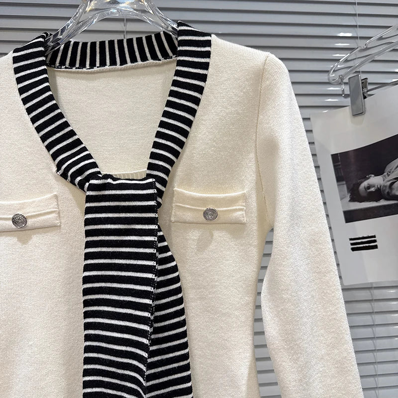 Winter New Fashion V-Neck Striped Tie Scarf Stretch Knitted Sweater For Women Versatile Slim Fit Cardigan 11A07931