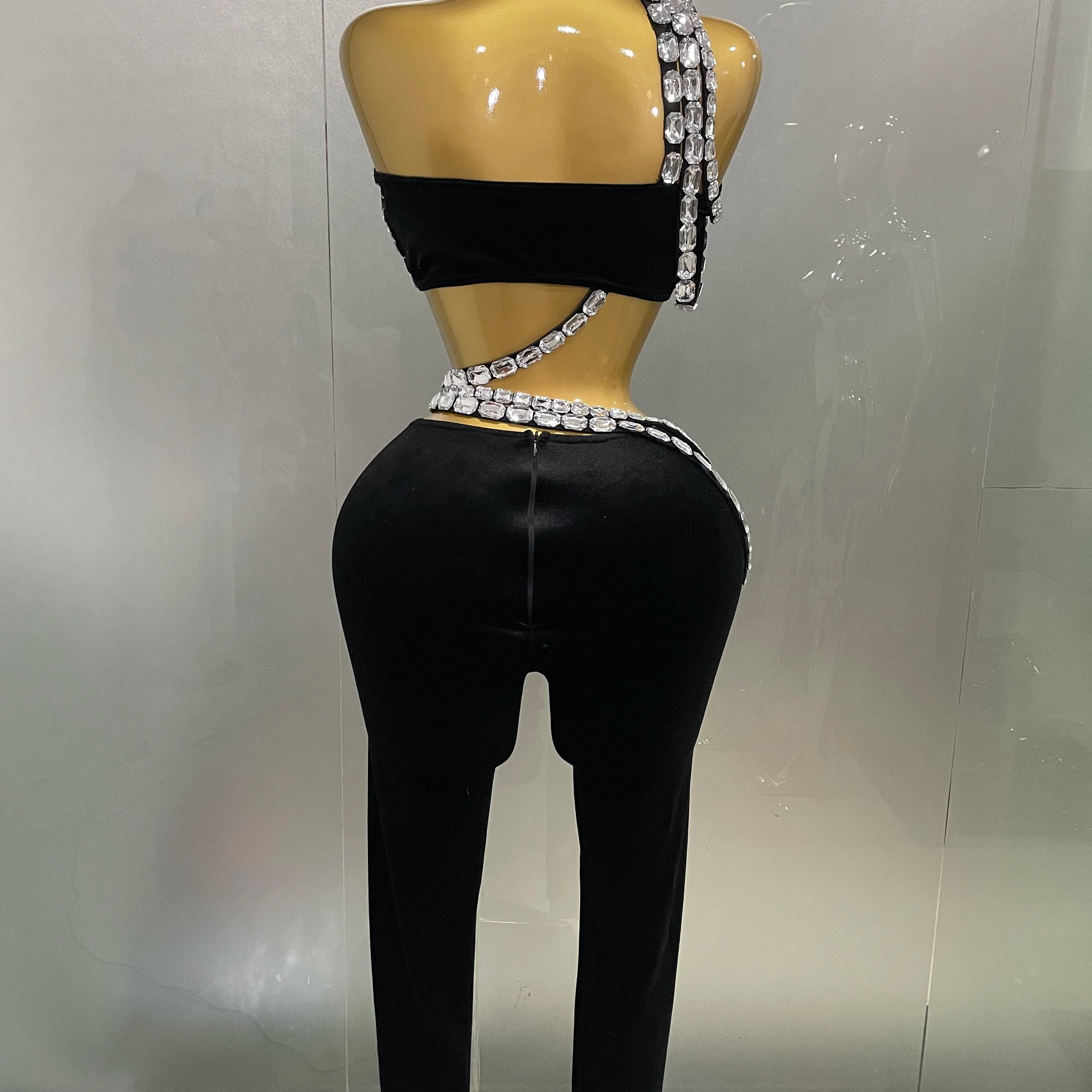 2025 New Luxury Sparkle Diamonds Sexy Crop Top Velour Pant Two Pieces Set Women Celebrate Birthday Party Nightclub Stage Costume