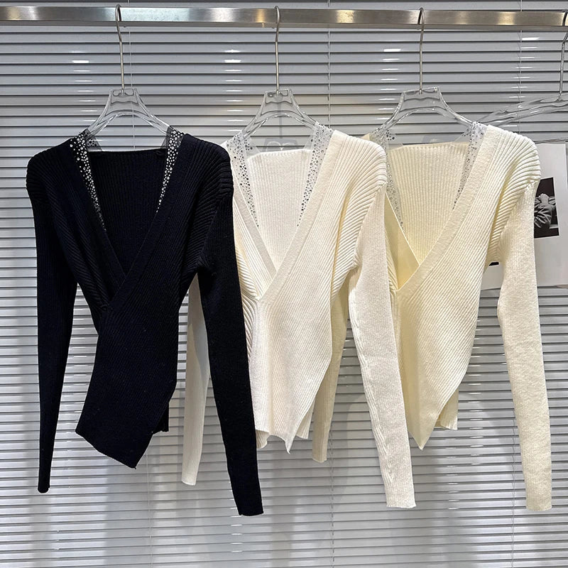Winter New Fashion Deep V-Neck Rhinestone Mesh Edge Waist-Cinching Knitted Sweater For Women Slim Fit Tops 11A07808