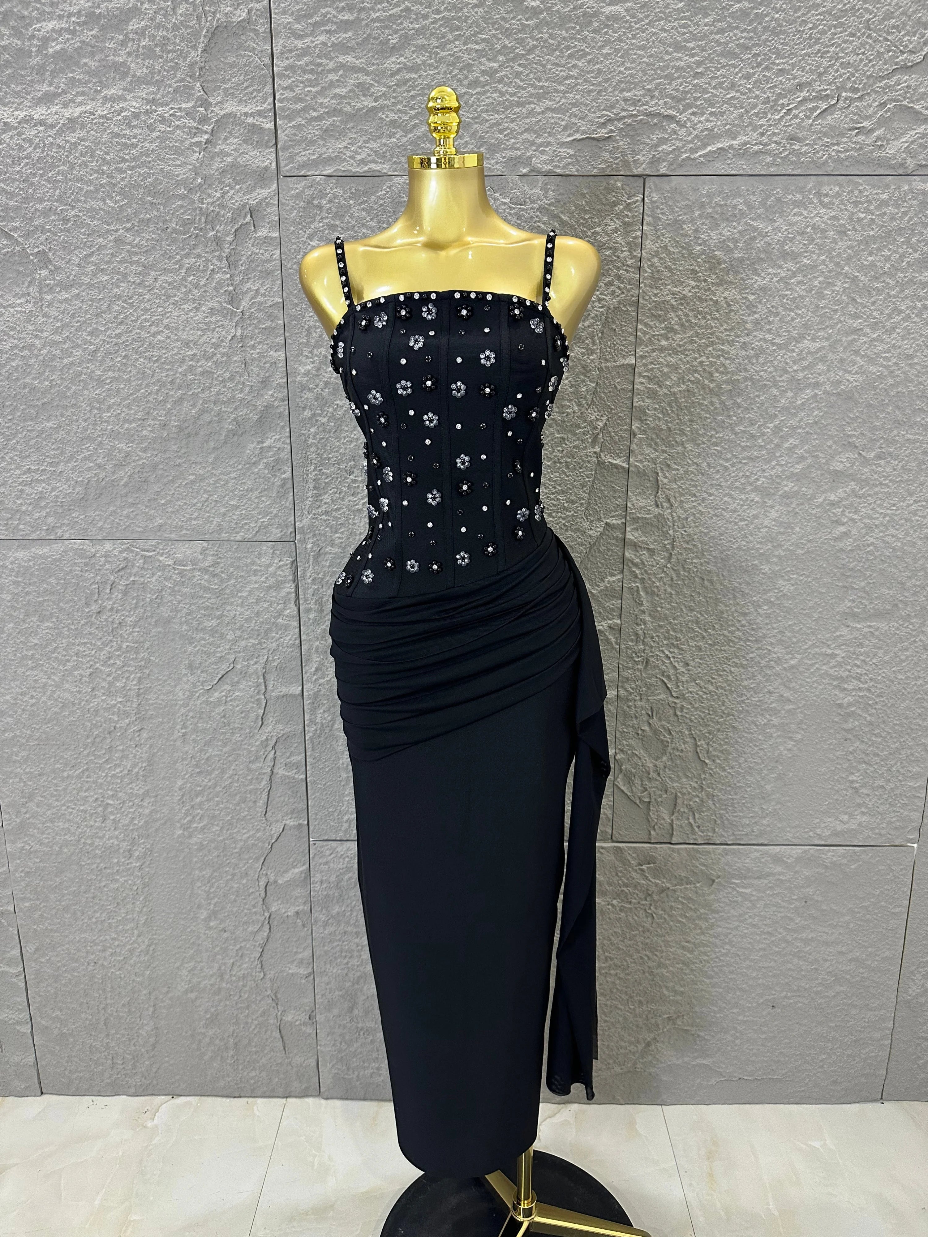 Luxury Black Beaded Corset Maxi Dress Spaghetti Strap Ruched Draped Skirt Formal Gala Evening Cocktail Photoshoot Party Dress