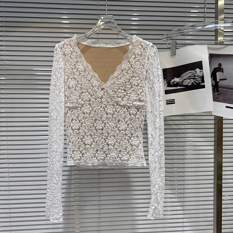 Winter New Elegant Fashion V-neck Base Shirt Lace Top For Women Elastic Waist Mesh Puffy Skirt Female Trendy 11A07849 only Blouse