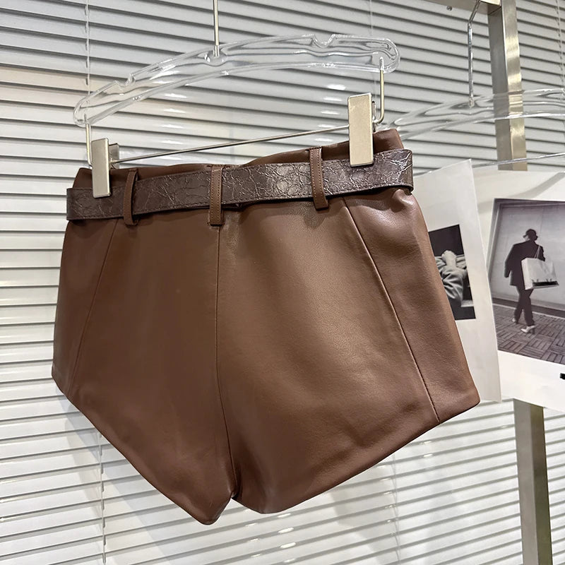 Winter New Style Trendy Pattern Belt PU Leather Curved Edge Short Pants For Women Solid Color Shorts Female 11A07470
