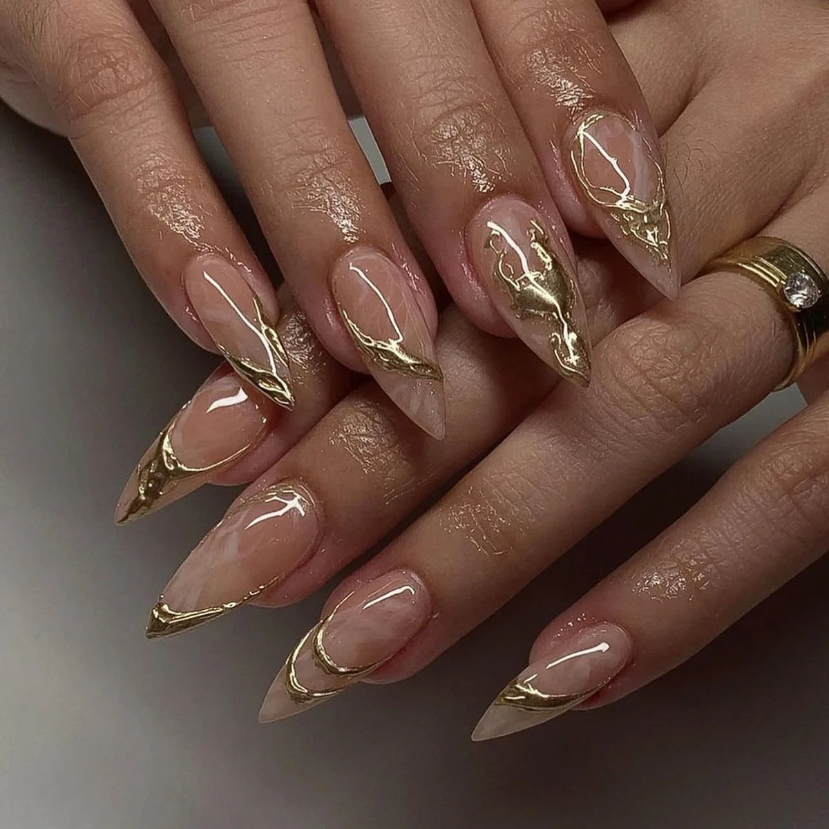 24Pcs Simple French Nails Art Tips Fake Nails 3D Design Wearable Full Cover False Nail Mid-length Almond Reusable Press on Nails 3484