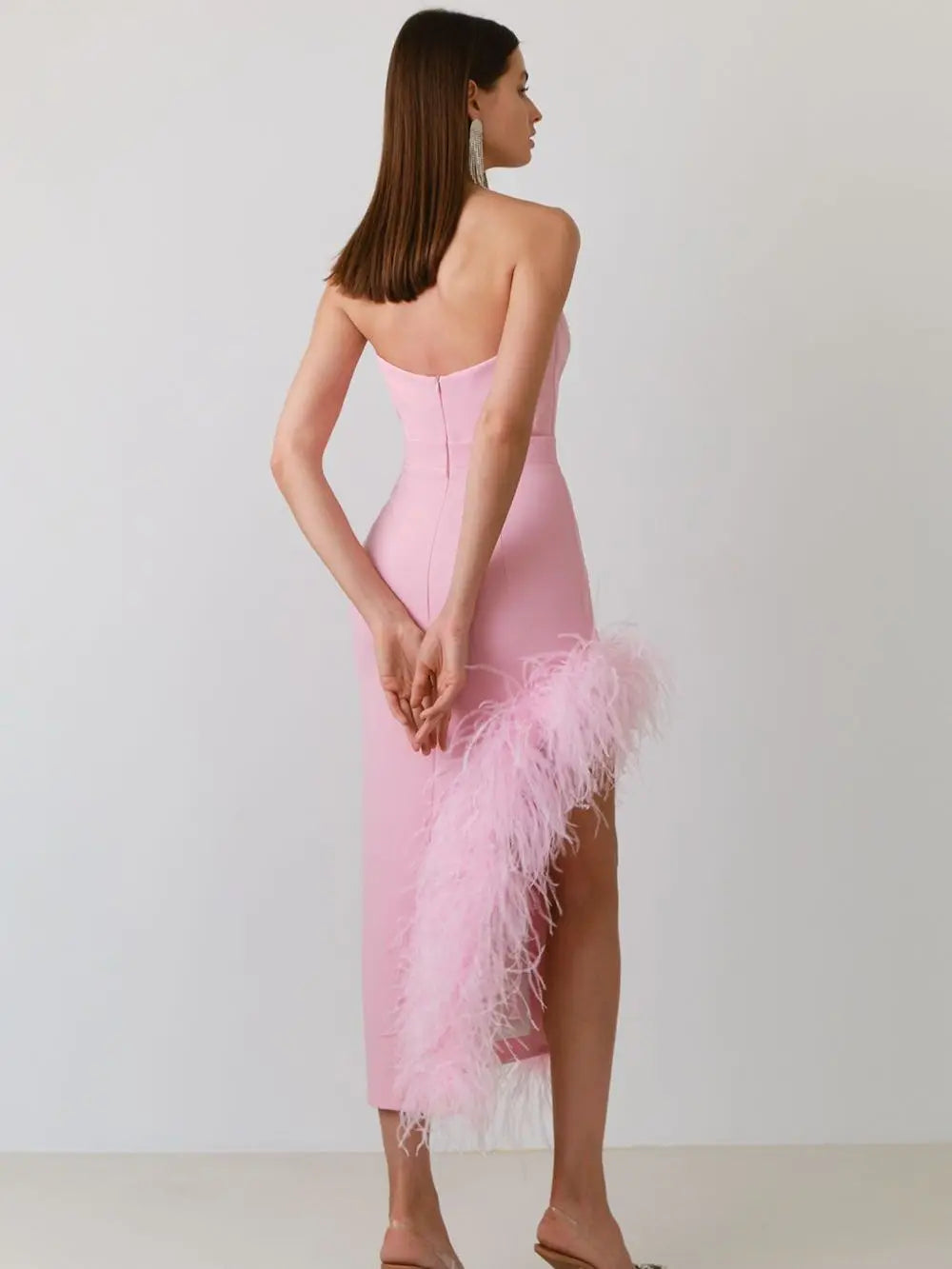 Women Spring Sexy Strapless Backless Black White Pink Feather Midi Bandage Dress 2023 Knitted Elegant Evening Club Party Dress