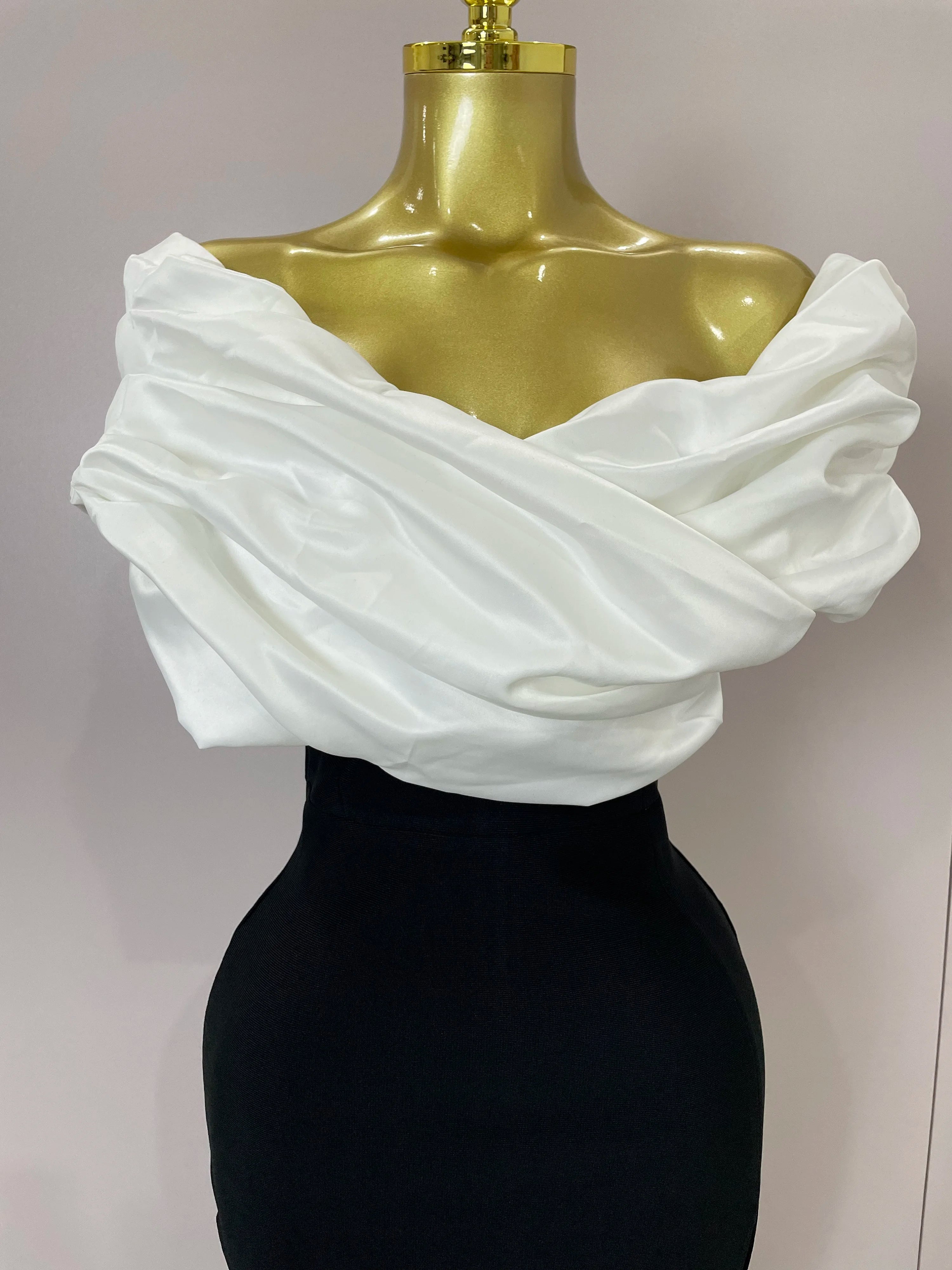 Sexy Off-Shoulder Side Slit Solid Color Pleat Skirt Strapless Bandage 2025 Women Evening Luxury Birthday Formal Party Dress