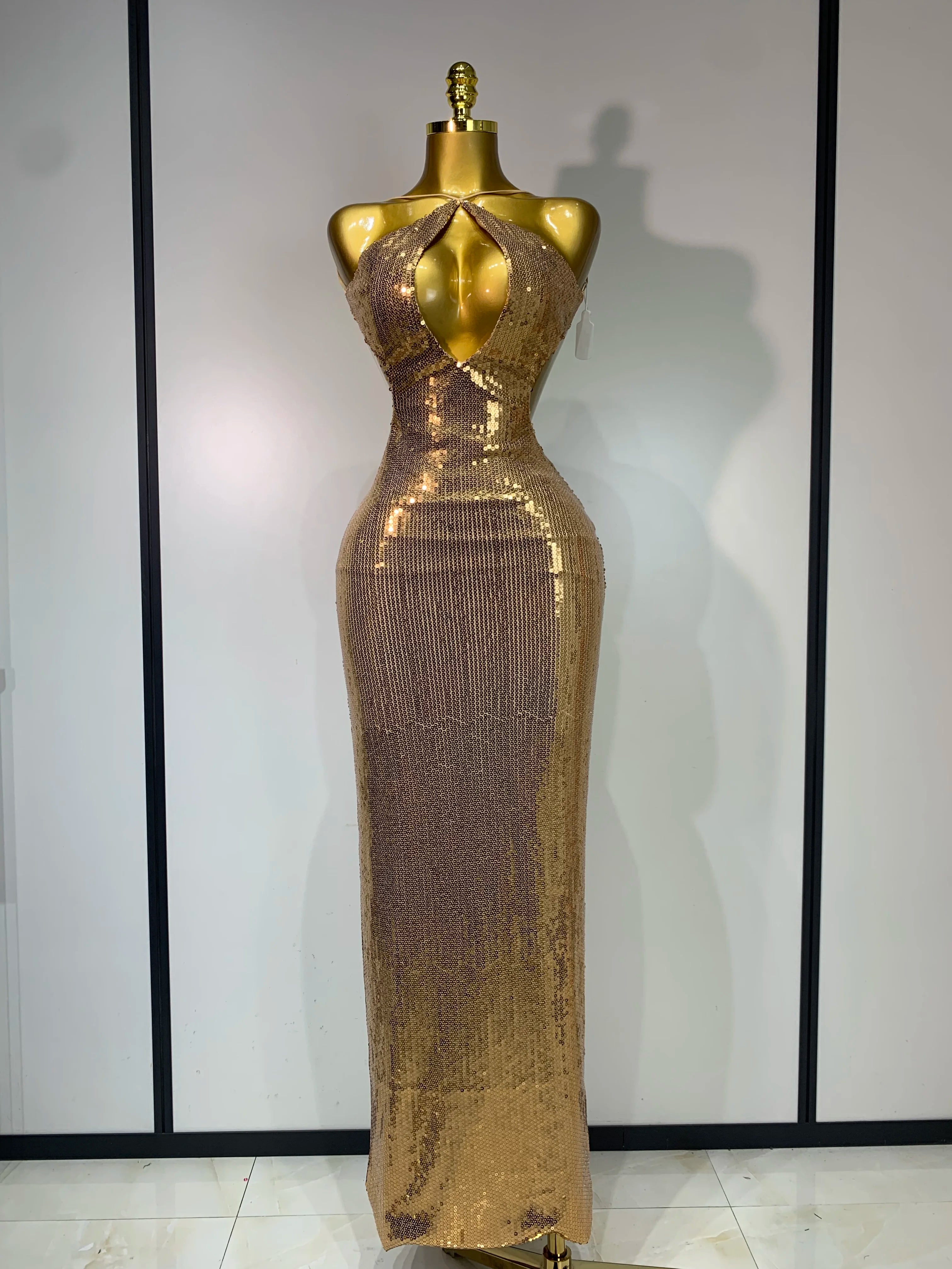 Luxury Sexy Backless Halter Gold Glitter Sequins Maxi Long Dress Elegant Sparkly Evening Party Club Dress Wedding Guest Gown Gold