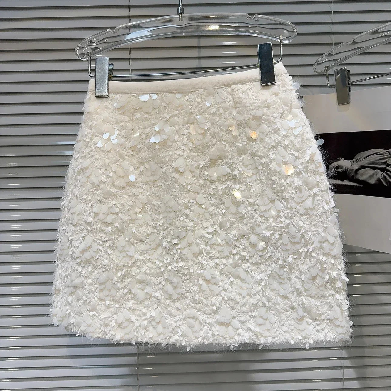 Autumn New Chic Sequined Tweed Temperament Celebrity Short Skirt A-shaped Skirts for Women Elegant White Skirts WHITE