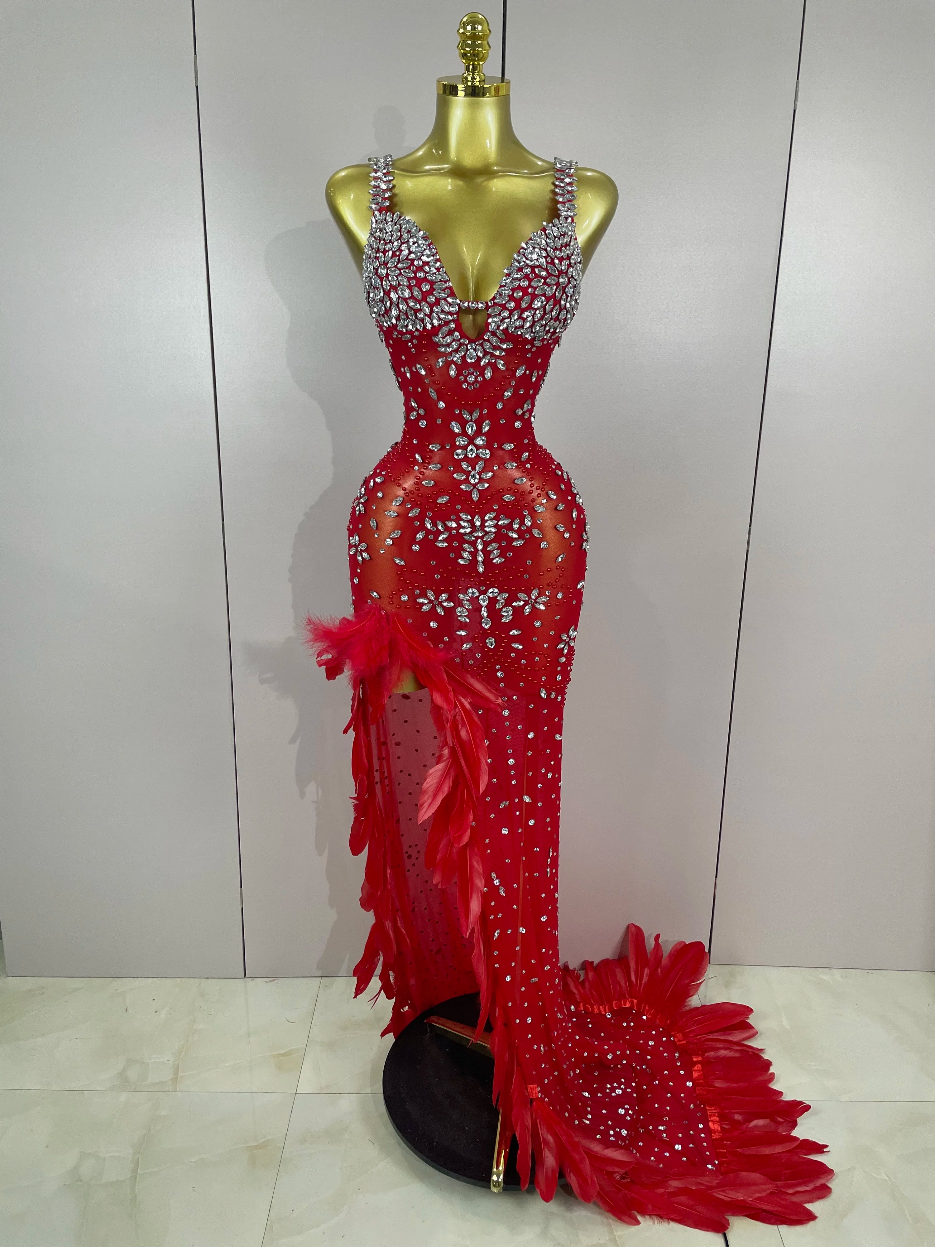 2025New Exquisite Feather Red Evening Dress Women Sparkle Rhinestones Sexy High Slit Birthday Celebrate Stage Photoshoot Costume Red