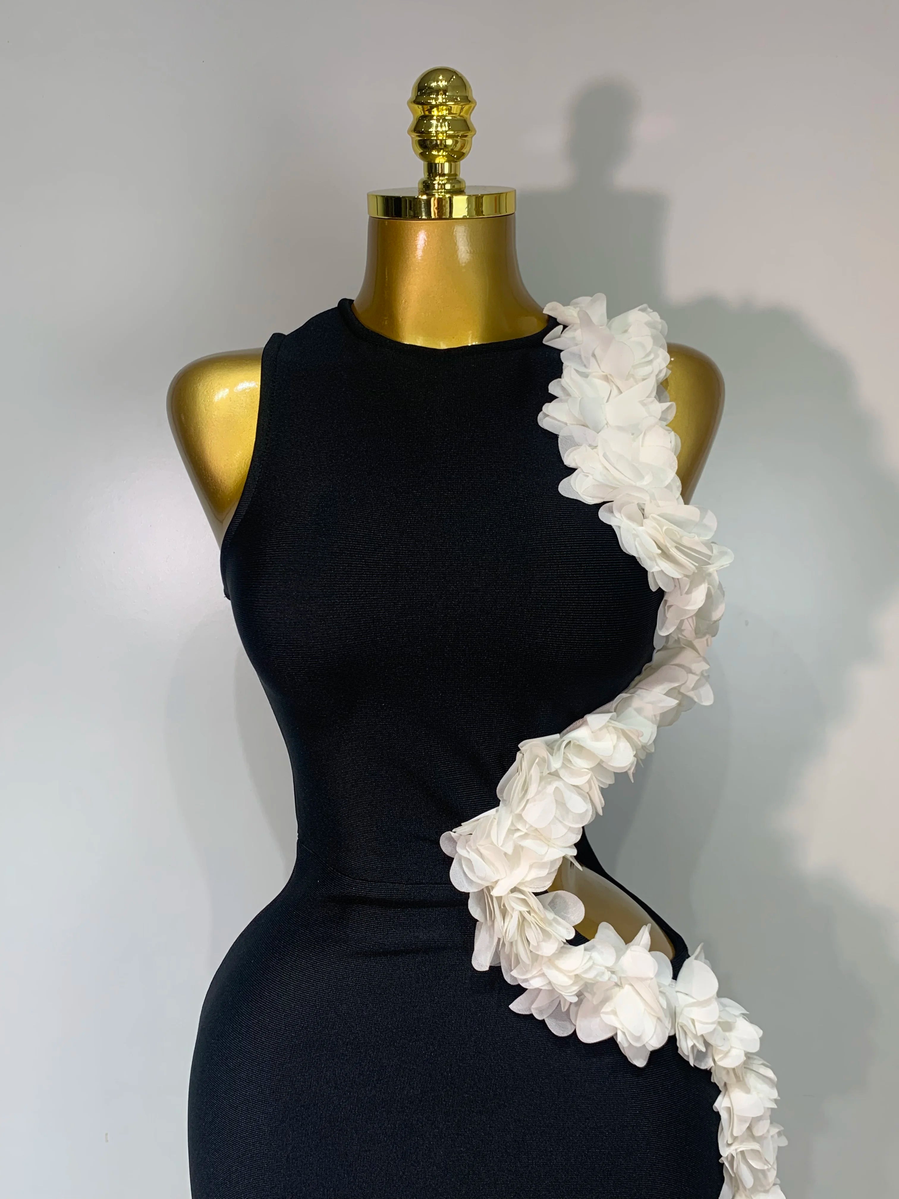 Women Sexy O Neck Flower Cut Out Maxi Long Bodycon Bandage Dress 2025 Celebrity Elegant Evening Club Party Birthday Dress