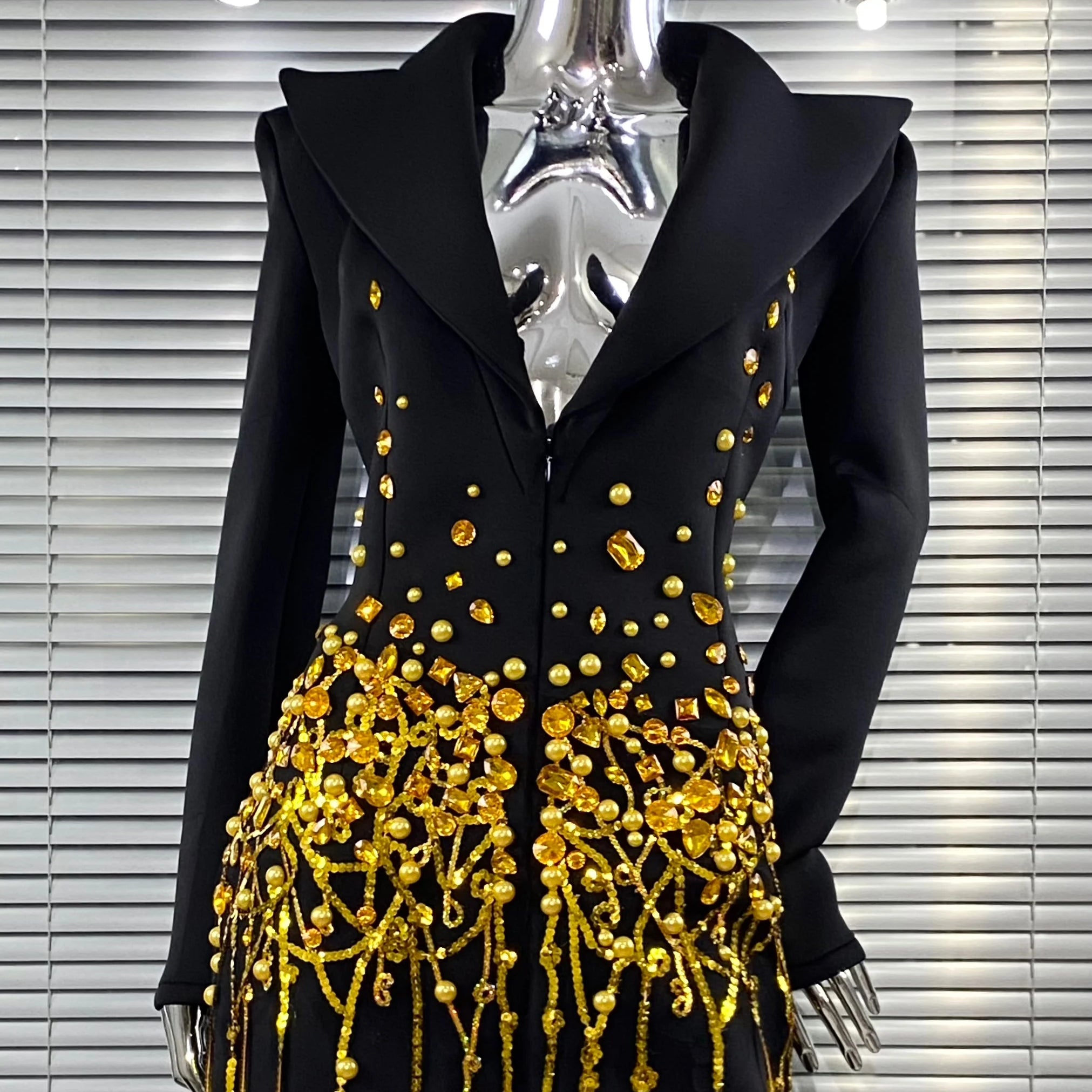 2025 Luxury Diamonds Shining Sequins Deep V-Neck Mini Suit Dress Fashion Woman Birthday Party Dress Stage Performance Costume black