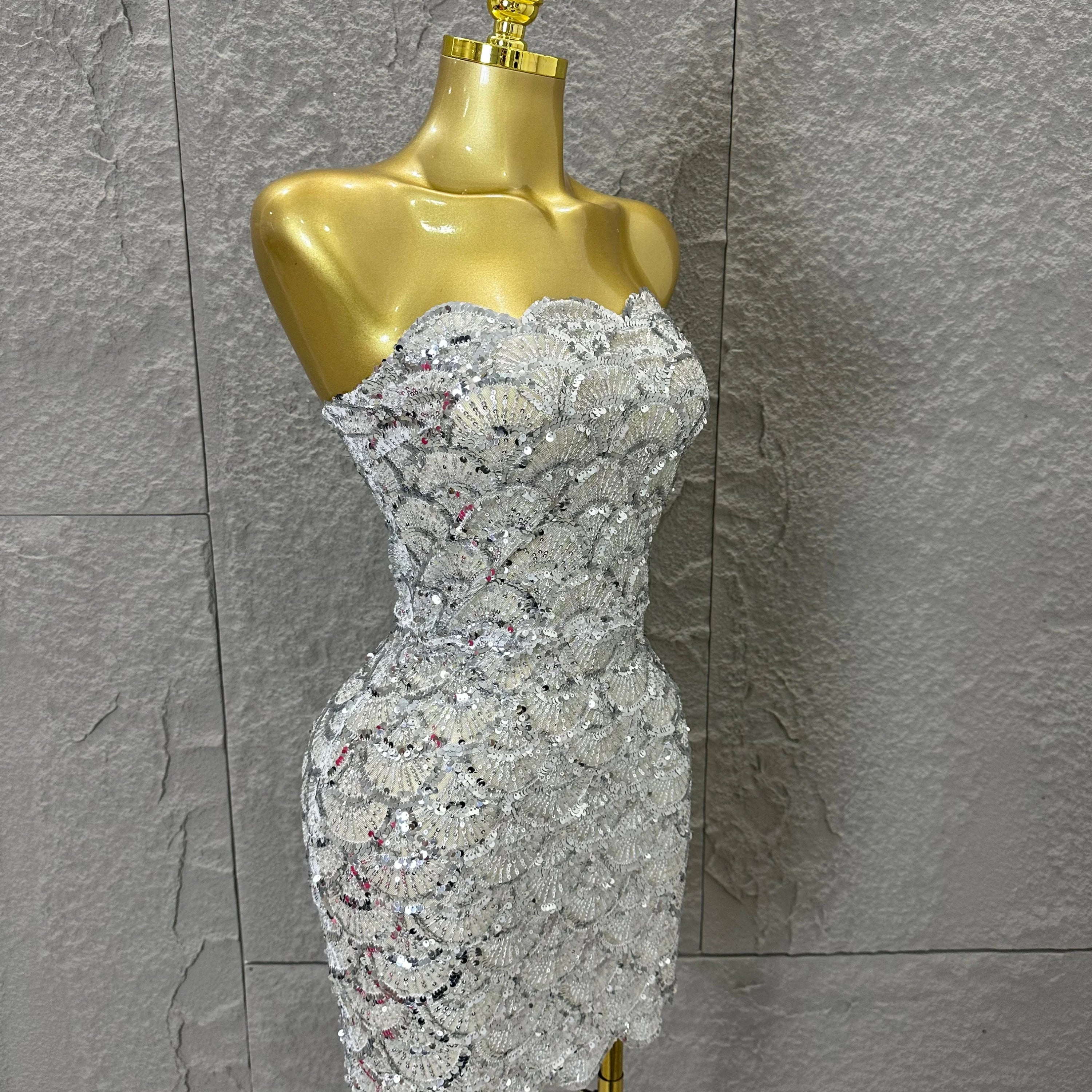 Elegant Silver Champagne Gold Strapless Mini Dress Women Sexy Sequin Form-Fitting Evening Party Nightclub Cocktail Party Costume