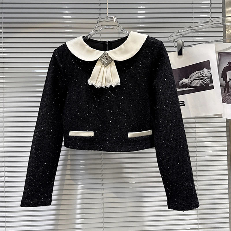 Winter New Style Fashion Back Zipper Design Contrast Color Short Tops For Women Chain Cake Skirt Female 11A07648 only Black Top