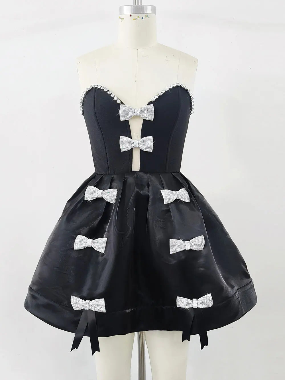 2025 Spring Women's White Puff Dress Strapless Sleeveless Three Dimensional Bow Design A-line Mini Dress Evening Party Vestidos