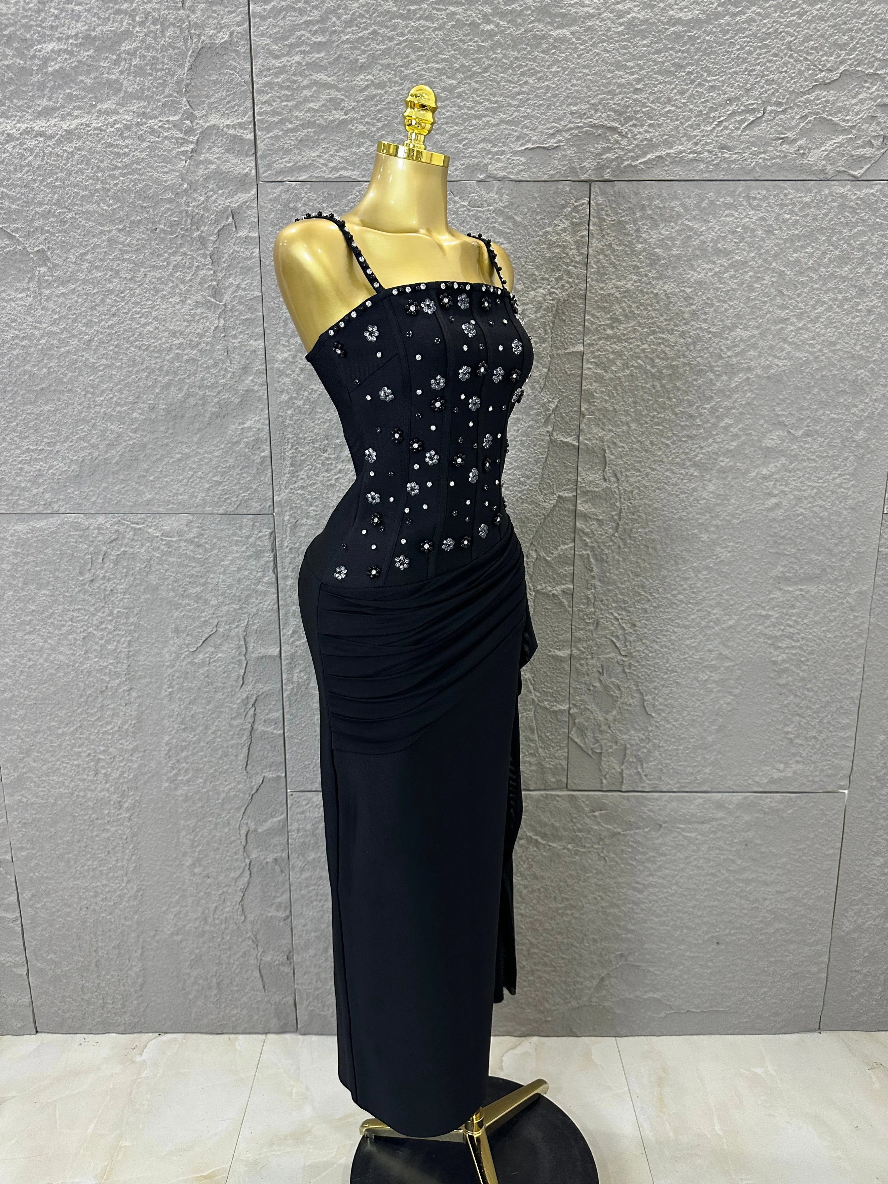Luxury Black Beaded Corset Maxi Dress Spaghetti Strap Ruched Draped Skirt Formal Gala Evening Cocktail Photoshoot Party Dress
